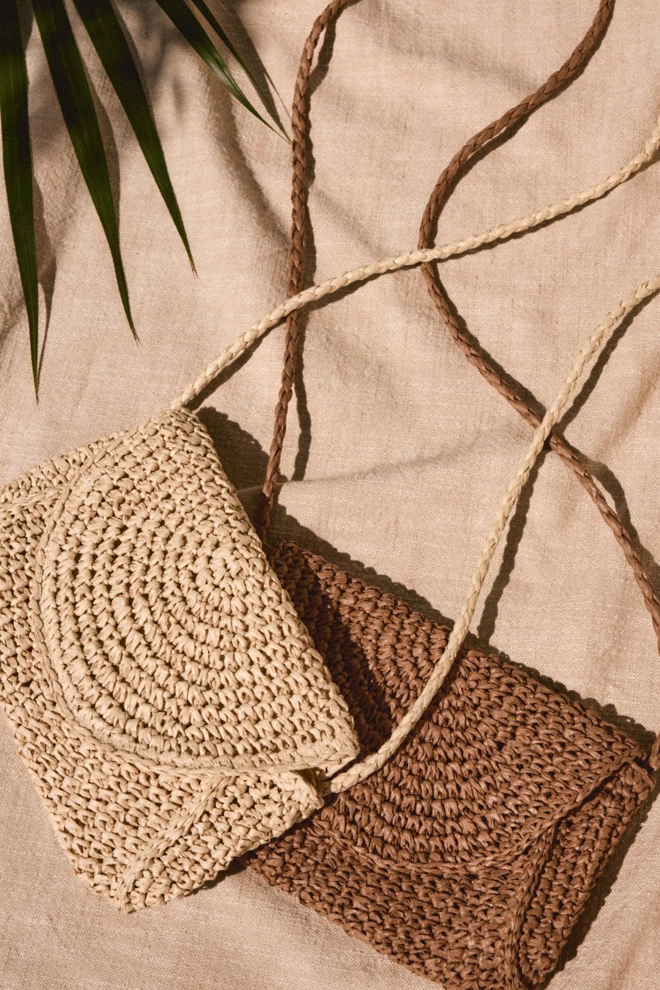 SAND DOLLAR MINI STRAW BAG Product Image