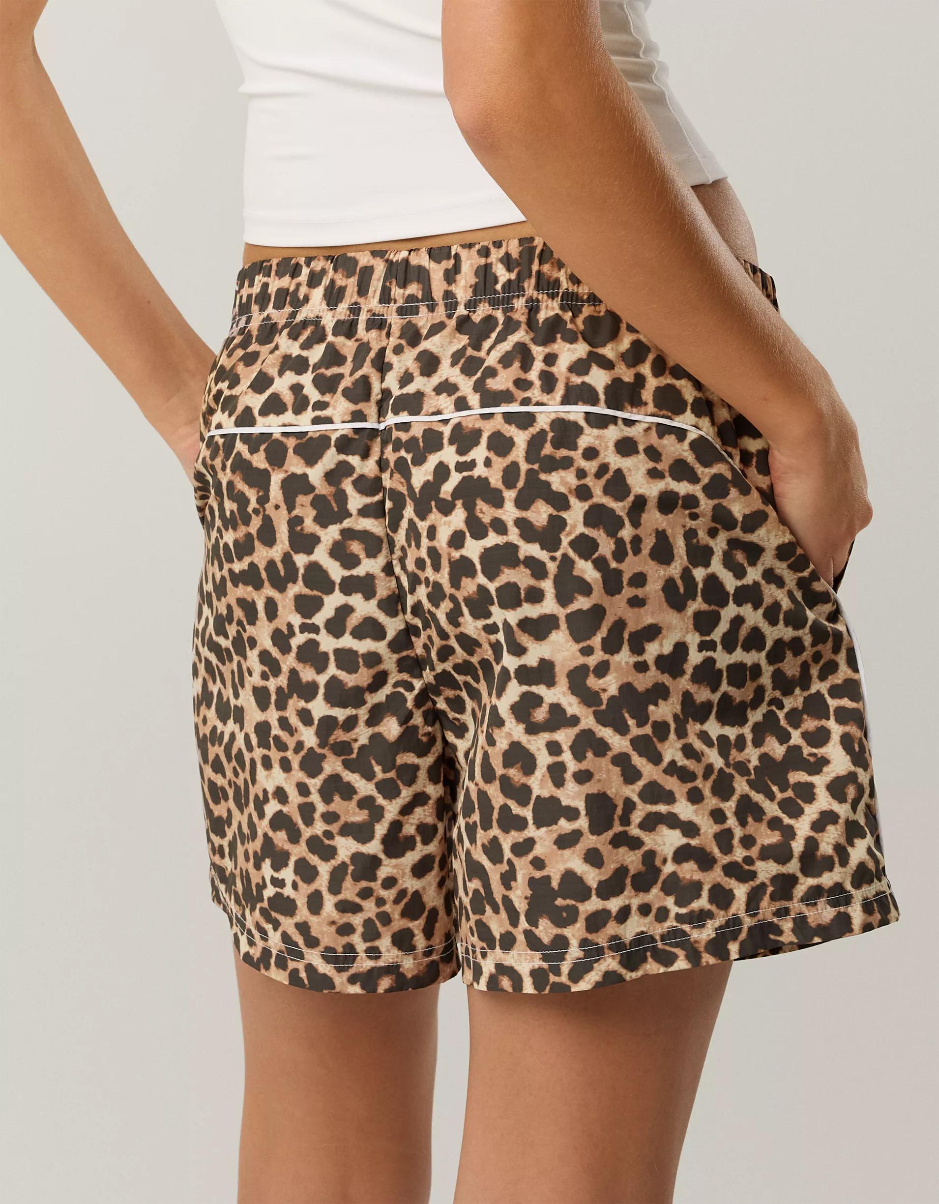 OFFLINE By Aerie Day Off 5" Short Product Image