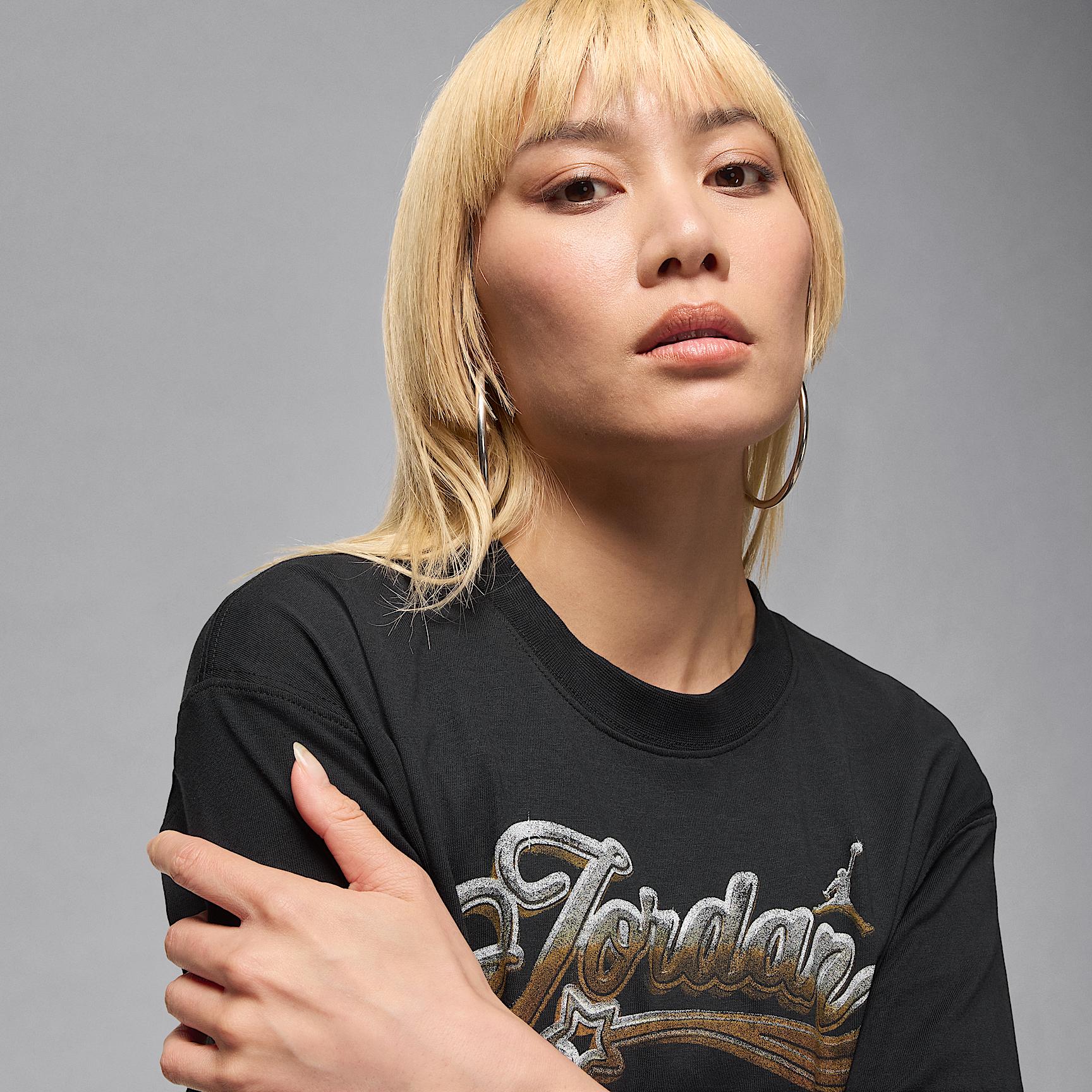 Womens Jordan Graphic T-Shirt | IH7625-010 Product Image