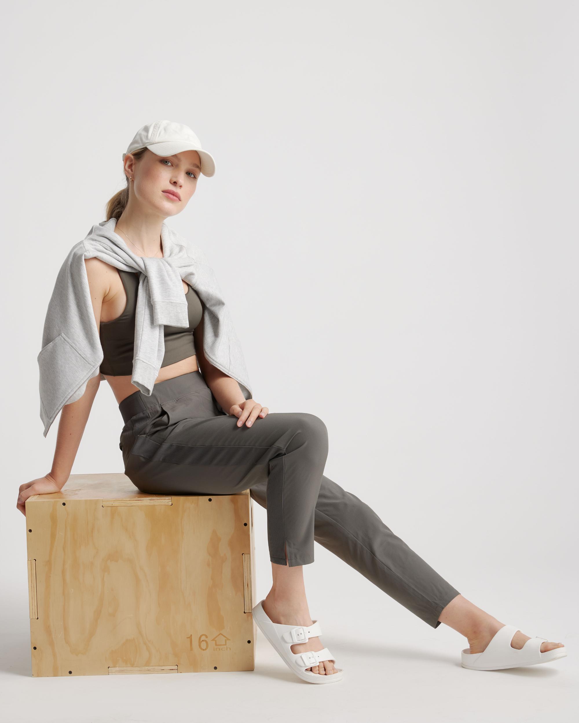 Quince | Women's Performance Tech Ankle Pants Recycled Polyester Product Image