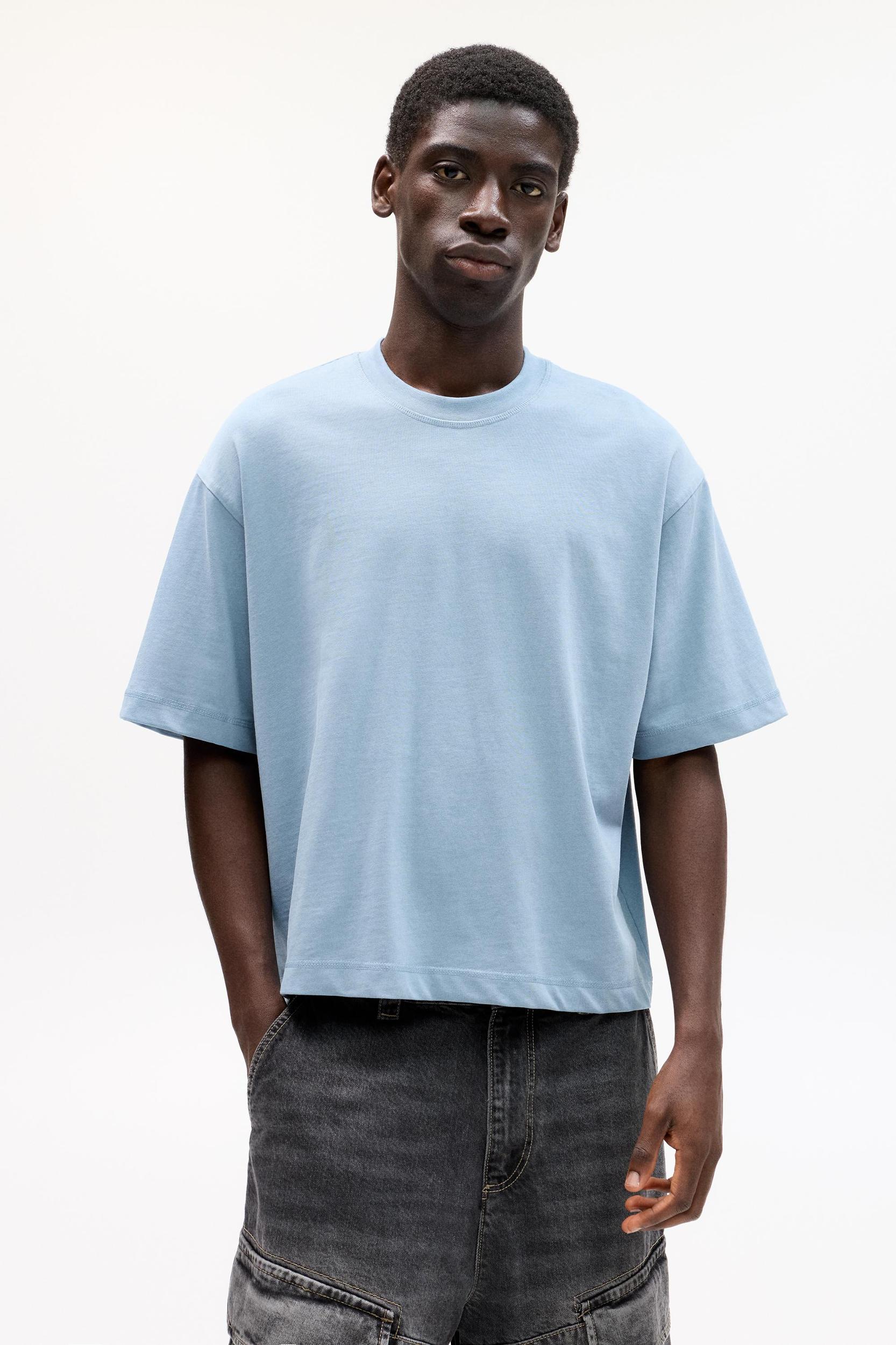 Cropped T-shirt Product Image