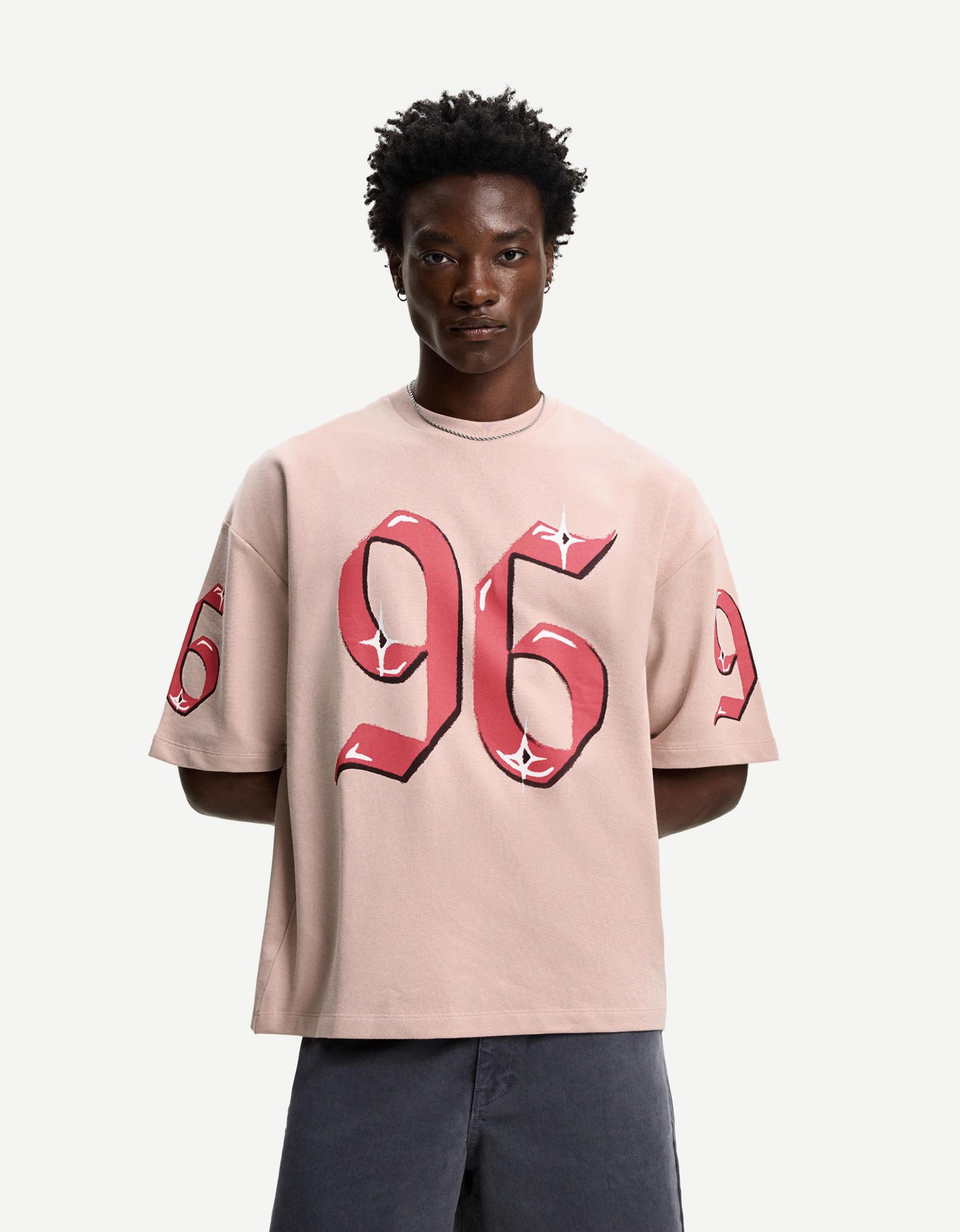 Printed short sleeve plush T-shirt Product Image