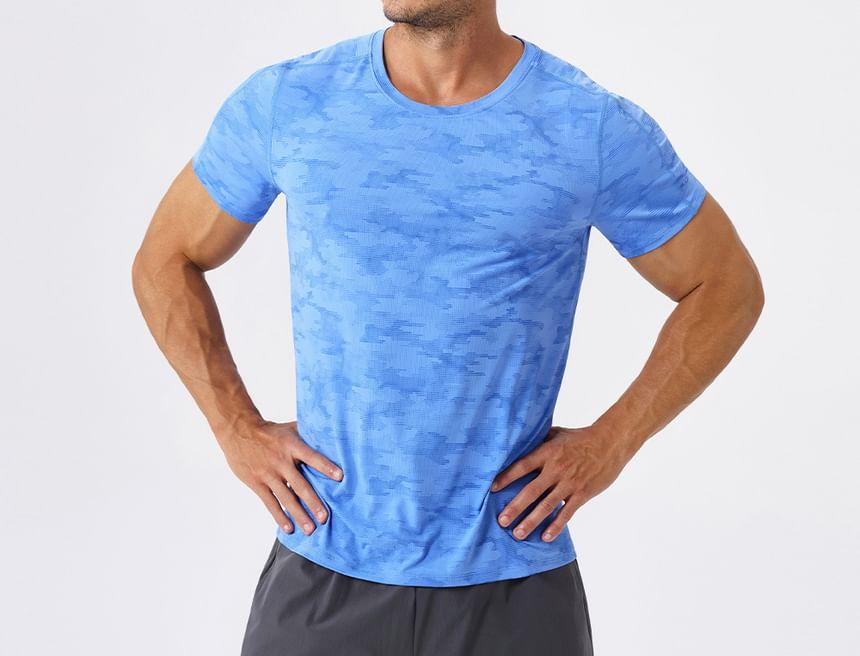 Short-Sleeve Round Neck Patterned Sport T-Shirt Product Image