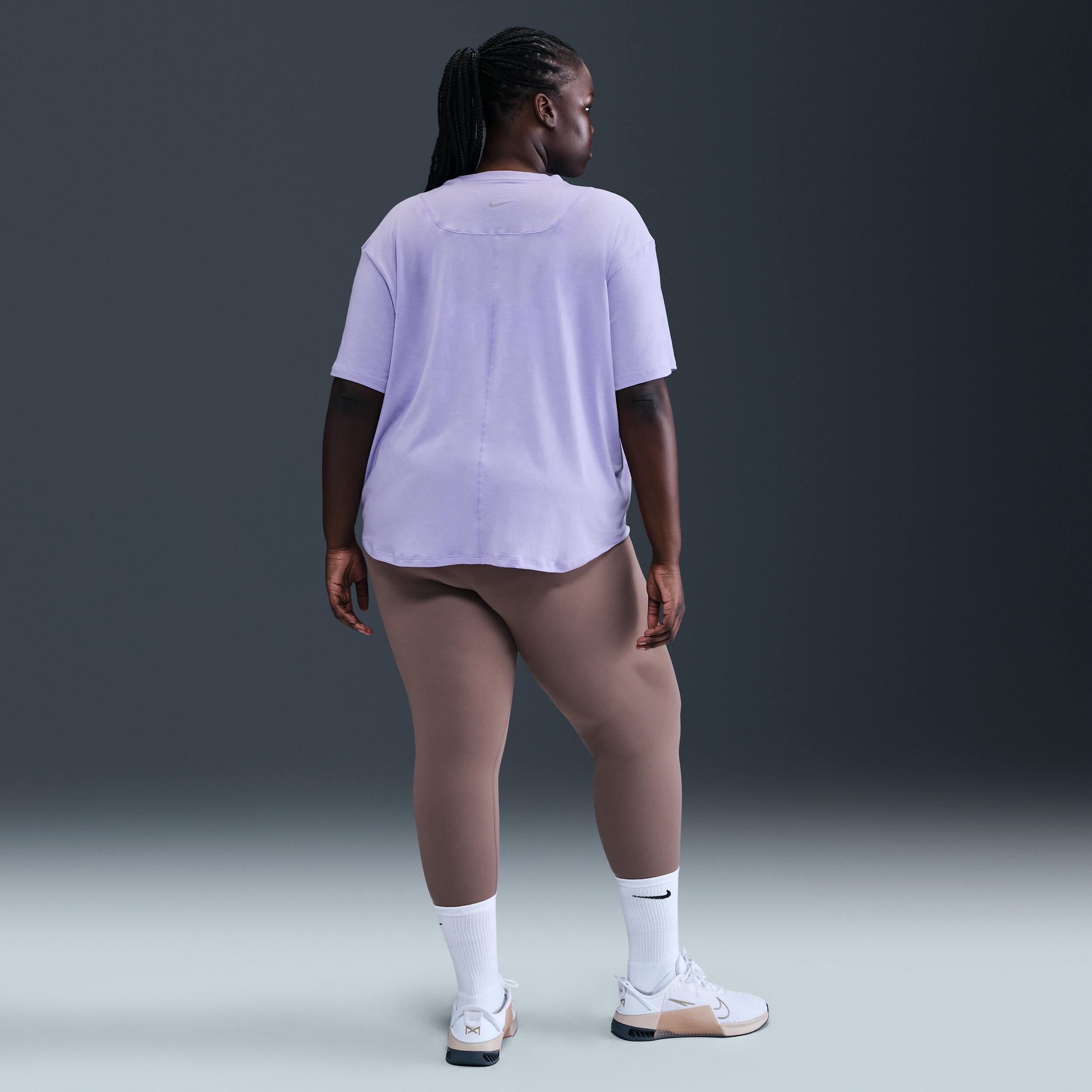 Nike One Relaxed Women's Dri-FIT Short-Sleeve Top (Plus Size) Product Image