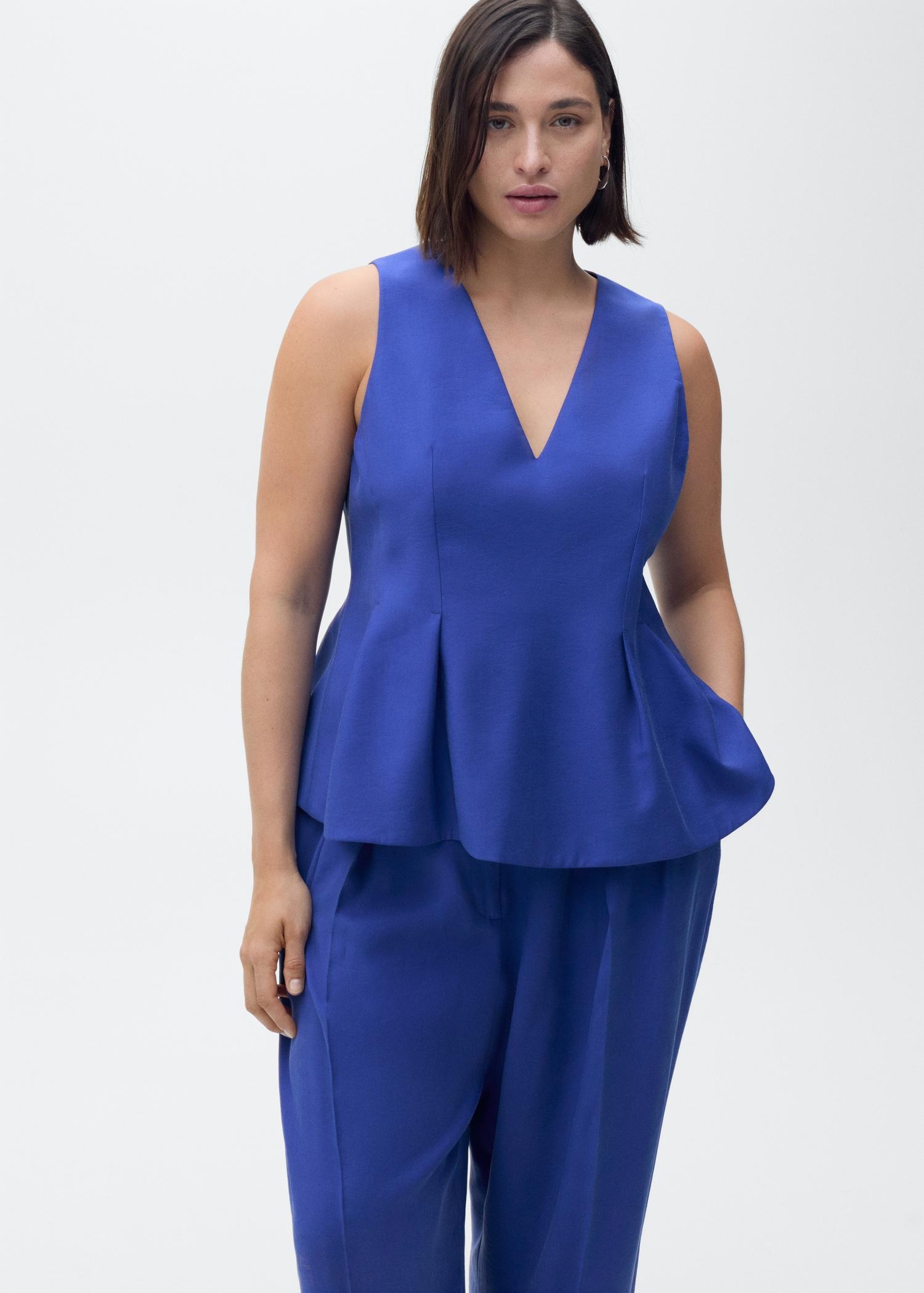 Pleated wideleg suit trousers - Women | MANGO USA Product Image