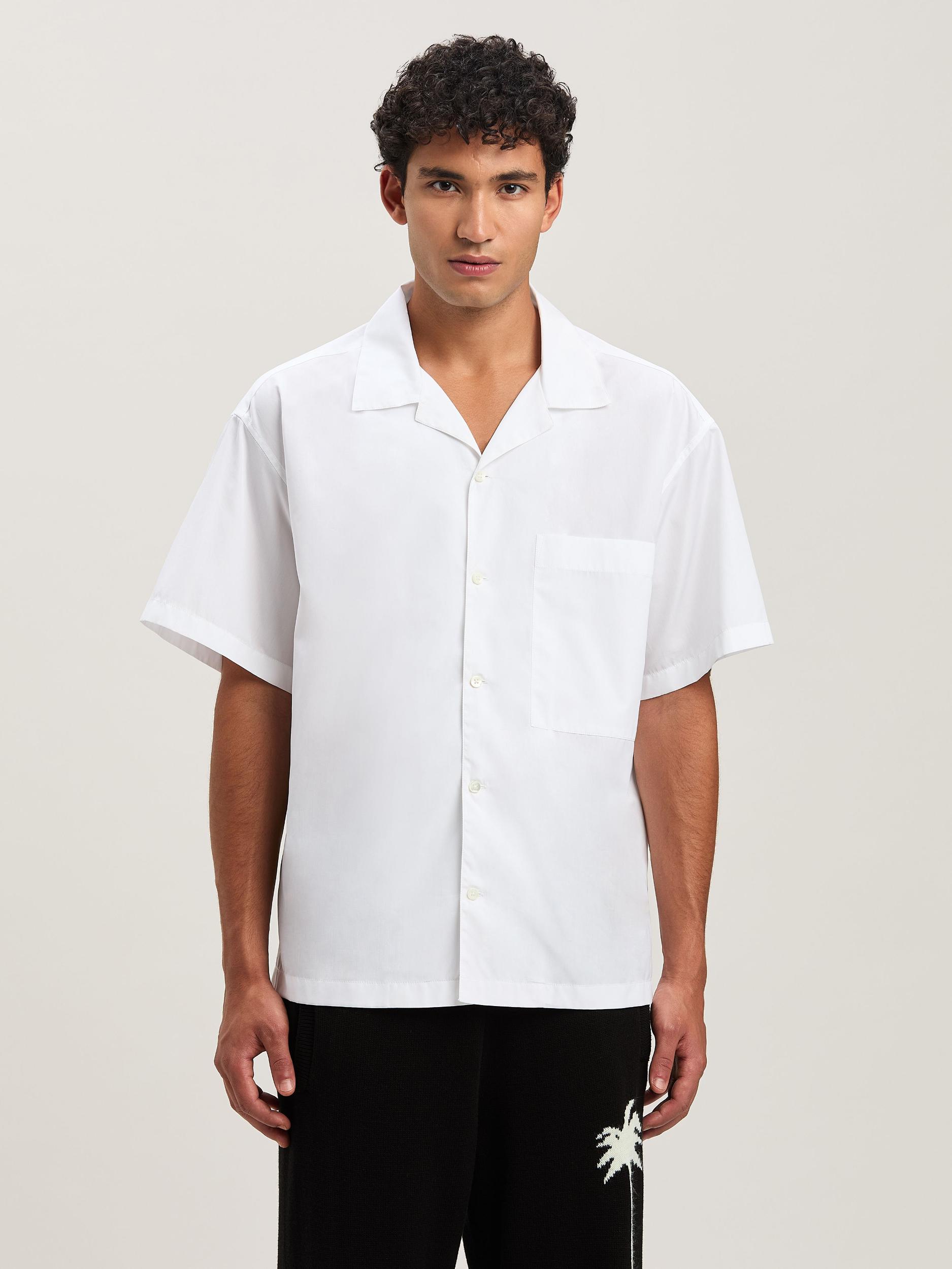 CURVED LOGO CLASSIC SHIRT SS WHITE - BLA Product Image