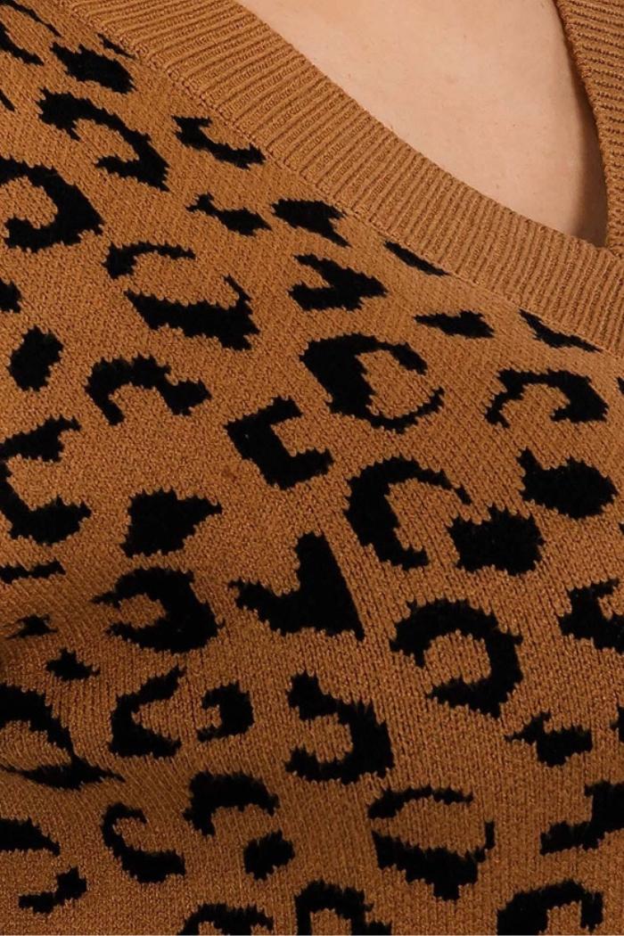 V-Neck Pullover Colorblock Animal Print Sweater Product Image