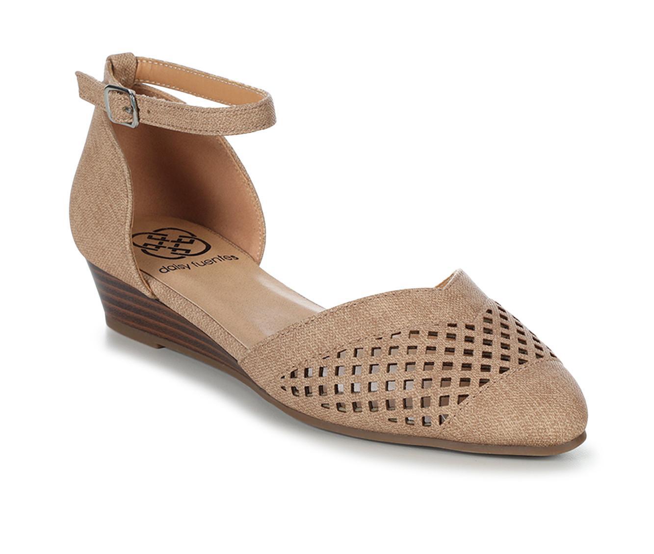 Women's Daisy Fuentes Maylin Wedges Product Image