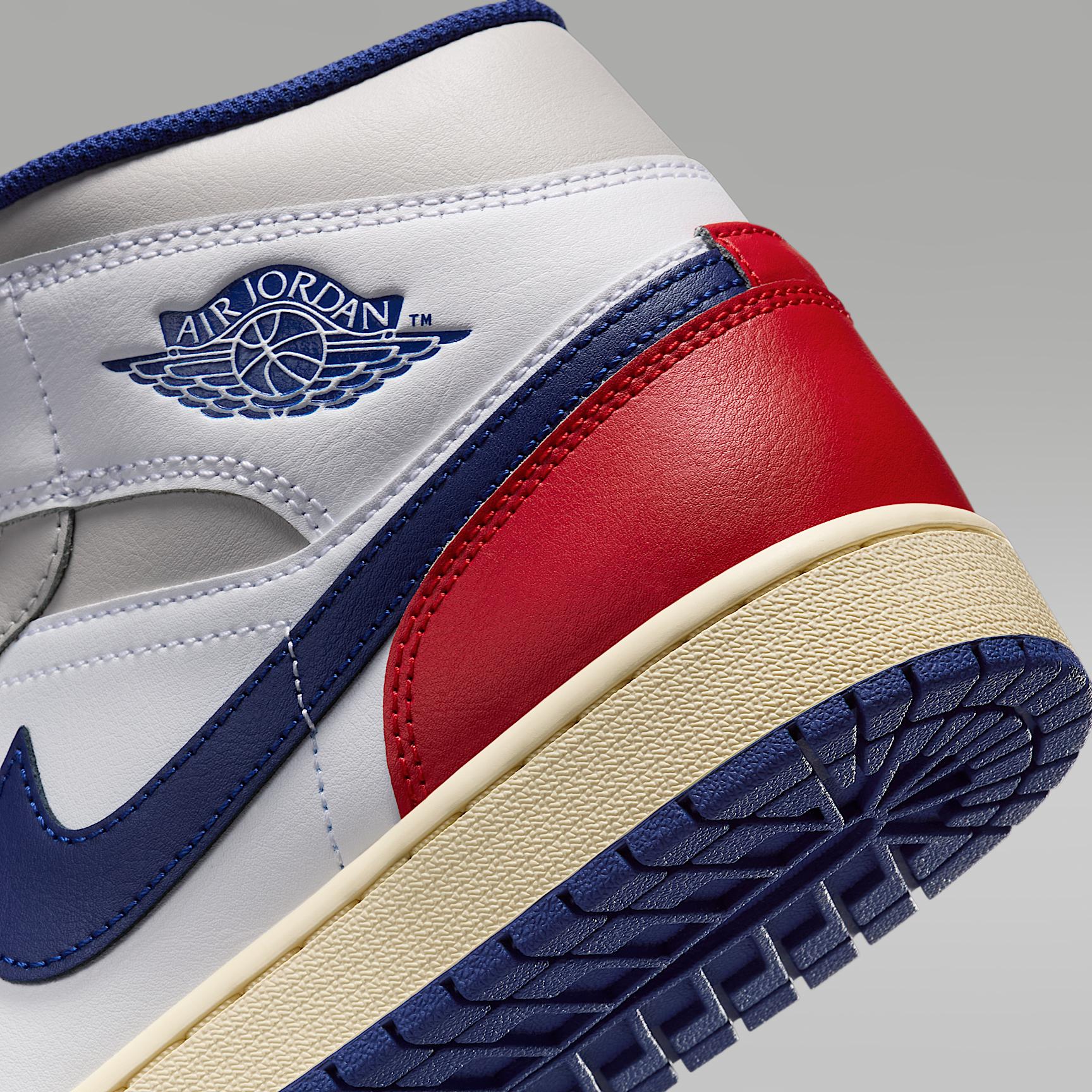 Mens Air Jordan 1 Mid Shoes | DQ8426-102 Product Image
