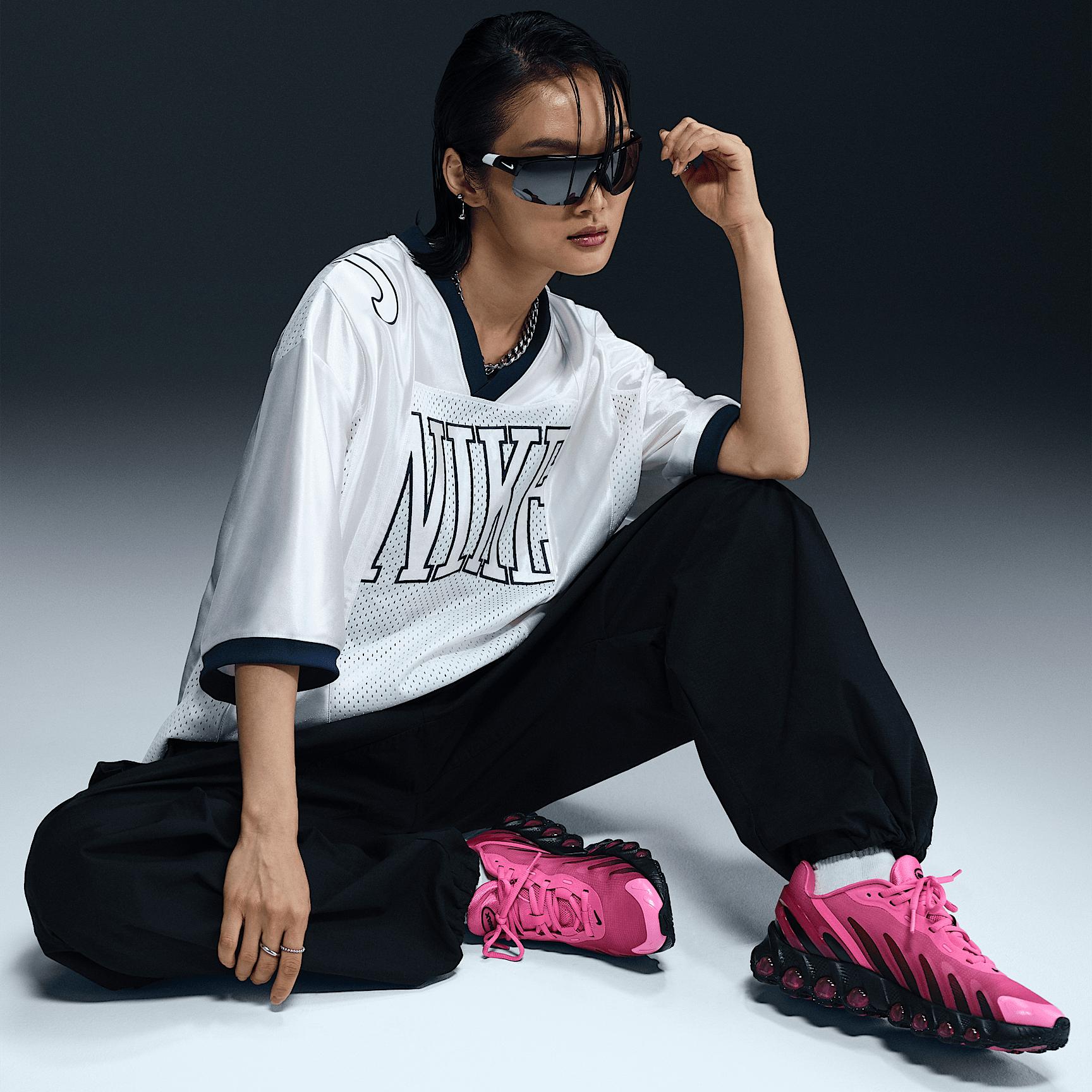 Nike Womens Air Max Dn8 Shoes | HF5509-601 Product Image