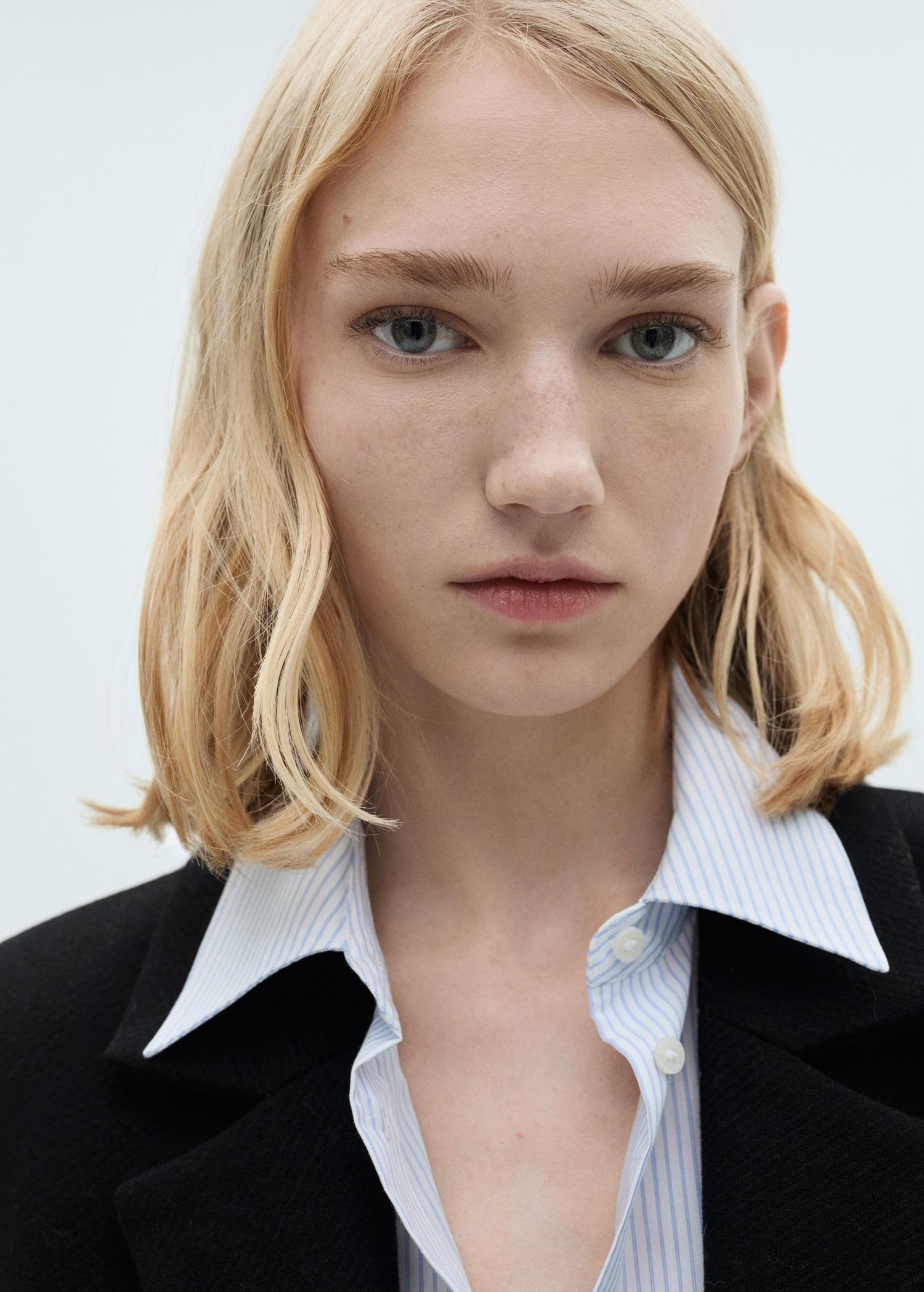 Long structured wool coat - Women | MANGO USA Product Image