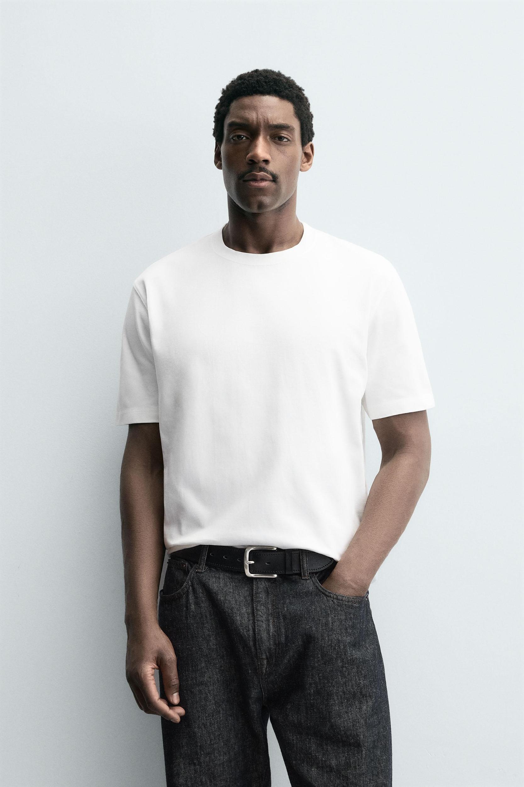 SHORT SLEEVE HEAVYWEIGHT T-SHIRT Product Image