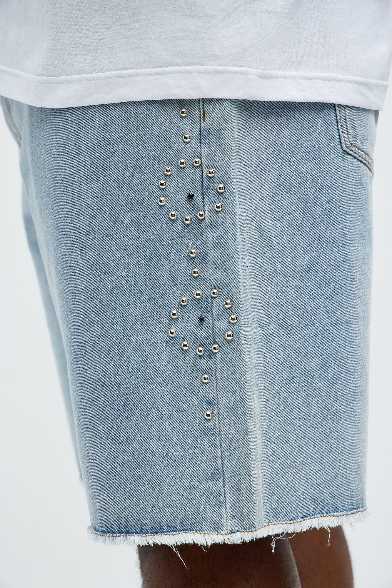 Relaxed Come In Clutch Studded Denim Shorts - Light Blue Wash Product Image