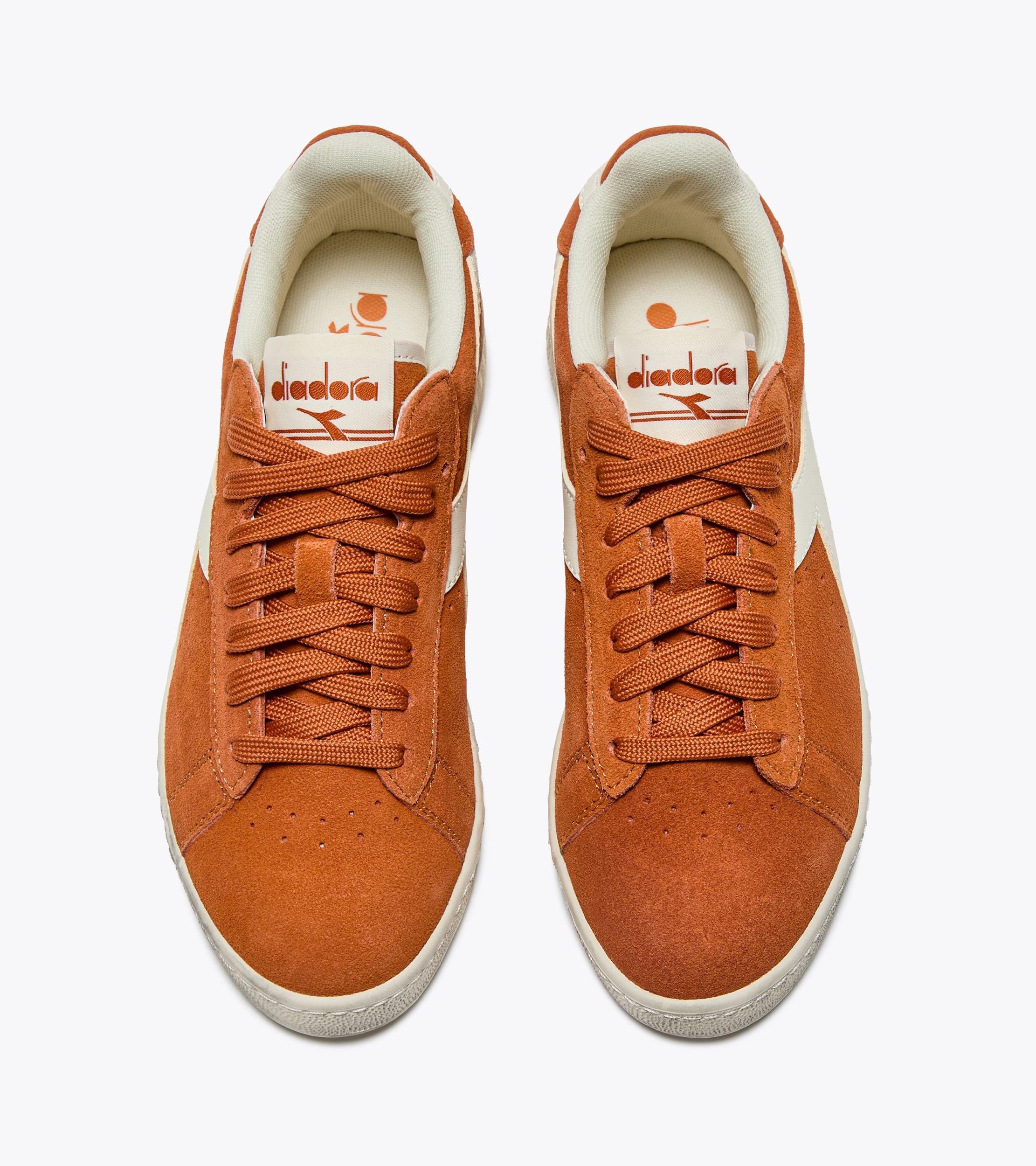 GAME L LOW SUEDE WAXED Product Image
