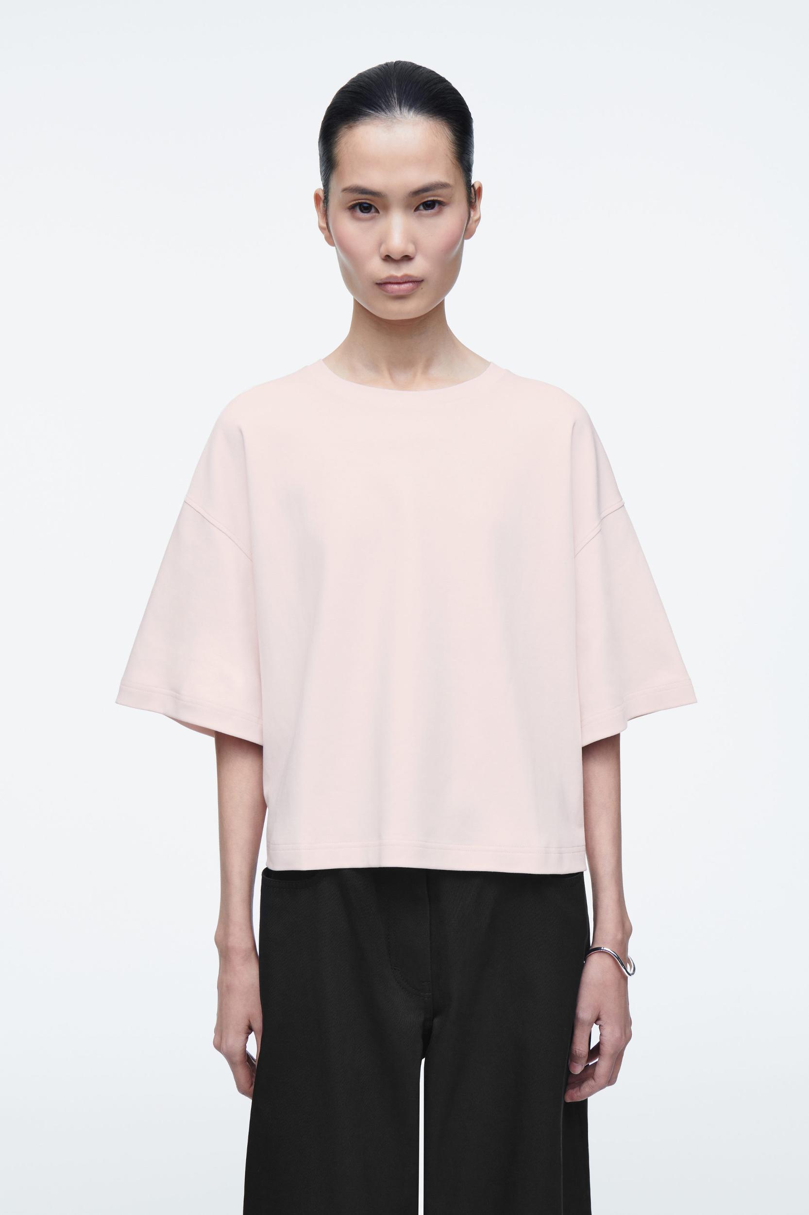 OVERSIZED BOXY T-SHIRT Product Image