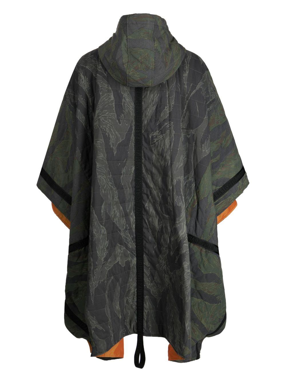 camouflage-pattern quilted hooded poncho Product Image