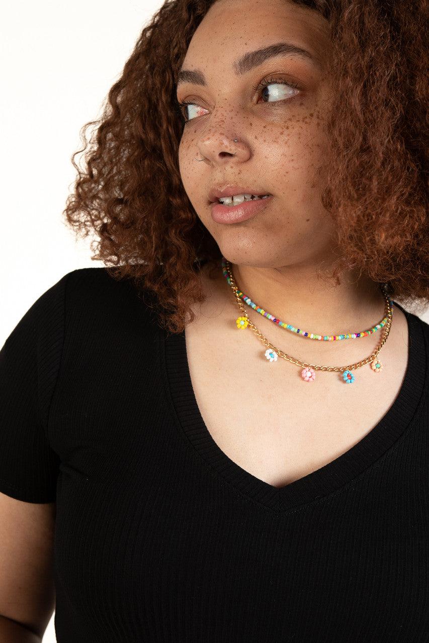 Extended Sizes Black Ribbed V Neck Crop Tee Product Image