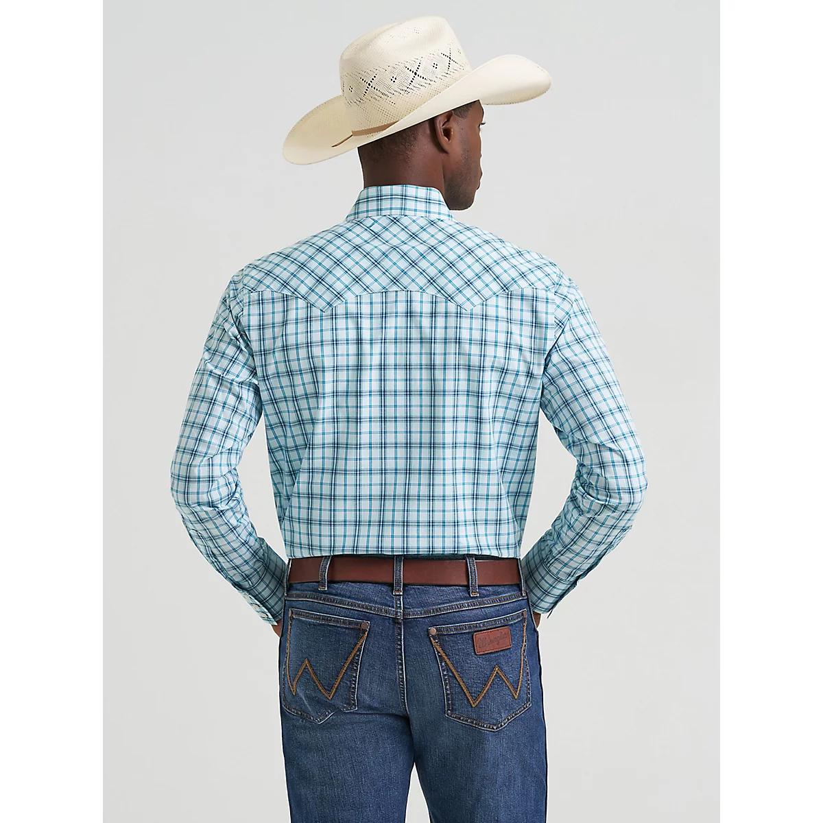 Men's Wrangler Retro® Long Sleeve Sawtooth Snap Pocket Western Shirt in Daisy Product Image