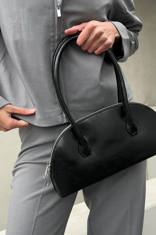 Rounded Bowling Bag Product Image