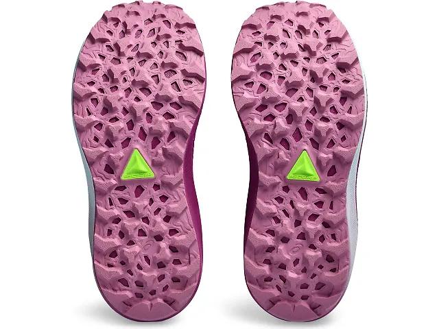 Women's | ASICS Trabuco MAX 3 Product Image