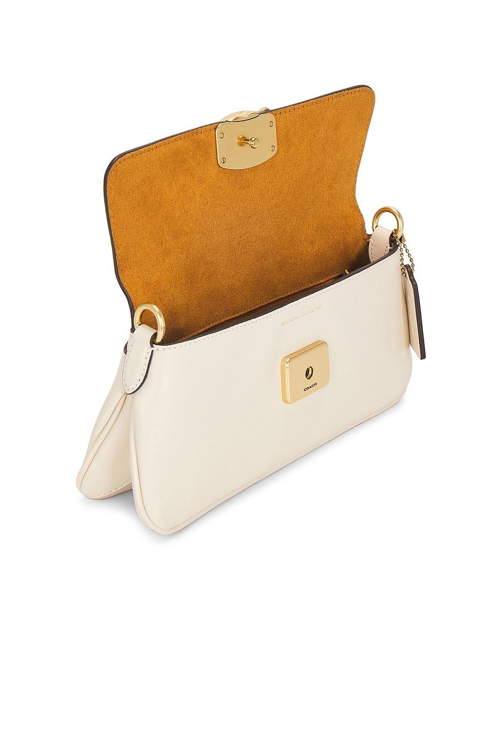 Jet Bag Product Image