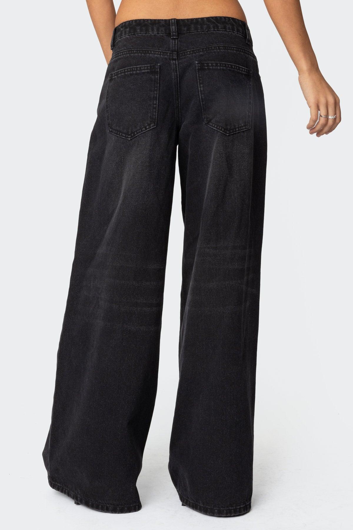 Pleated Detail Low Rise Baggy Jeans Product Image