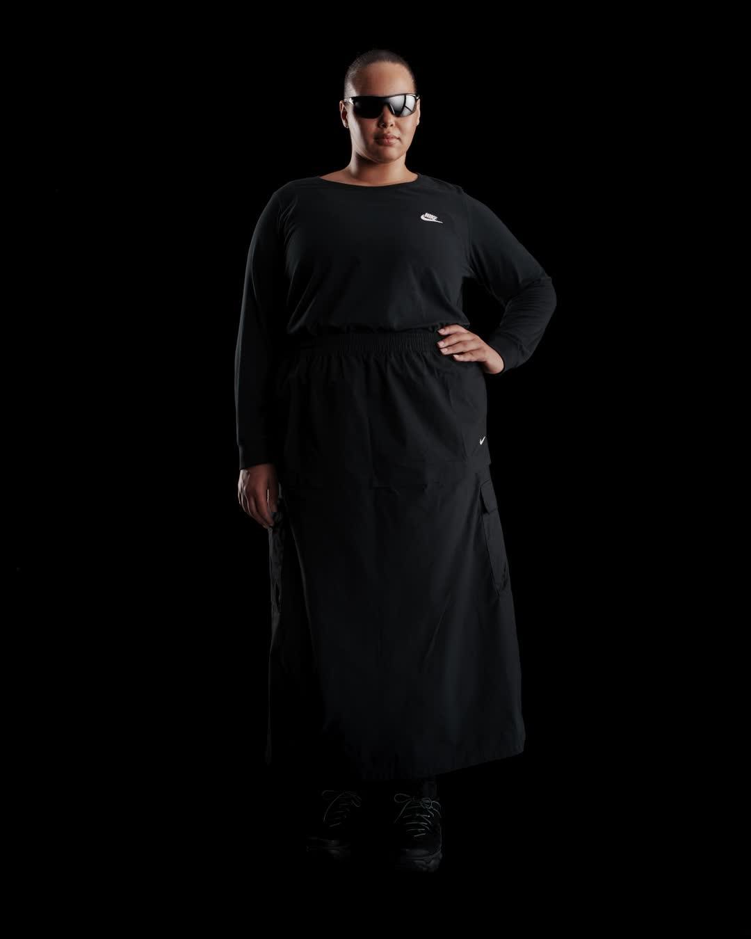 Women's Nike Sportswear Club Long-Sleeve T-Shirt (Plus Size) Product Image