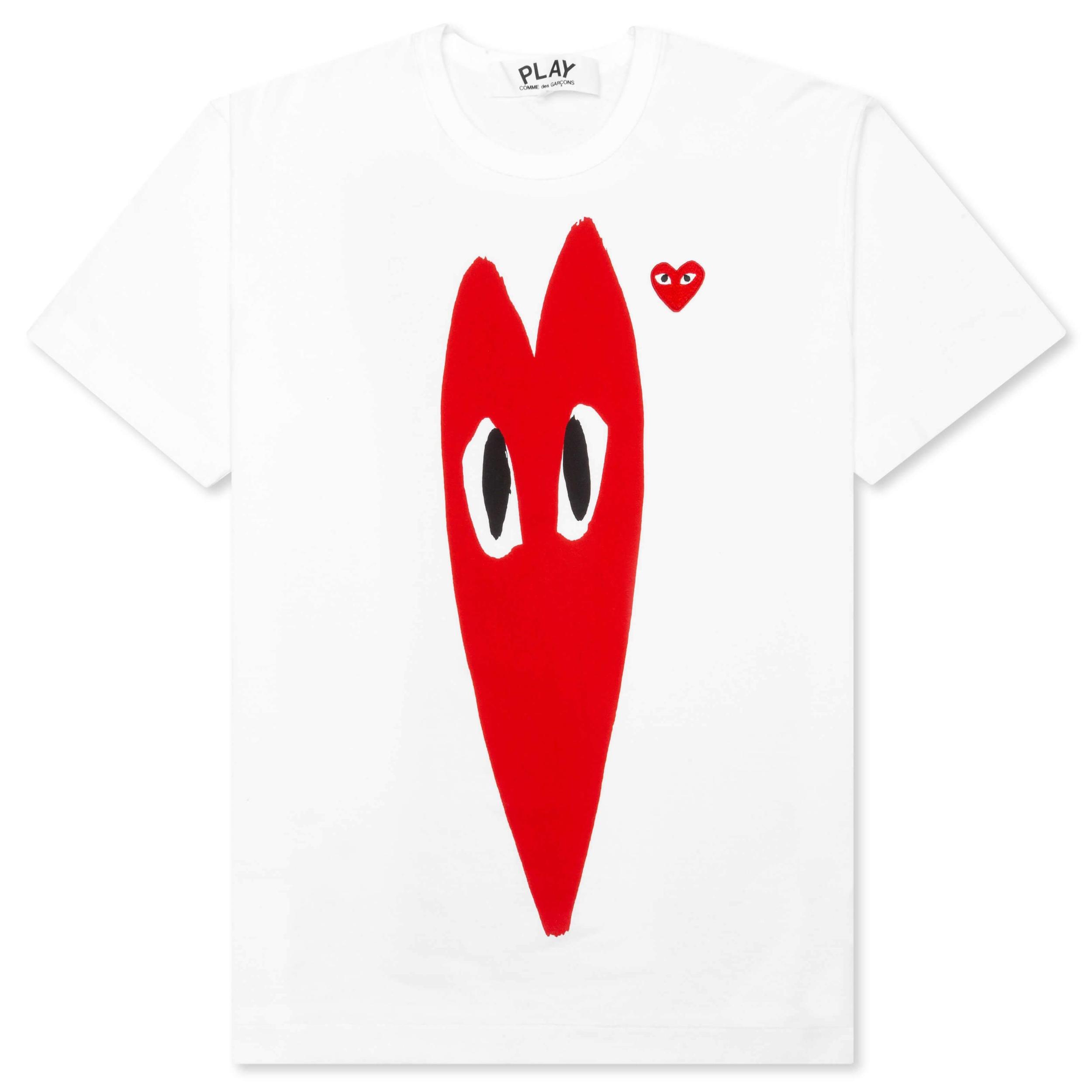 Red Emblem Long Heart T-Shirt - White Male Product Image