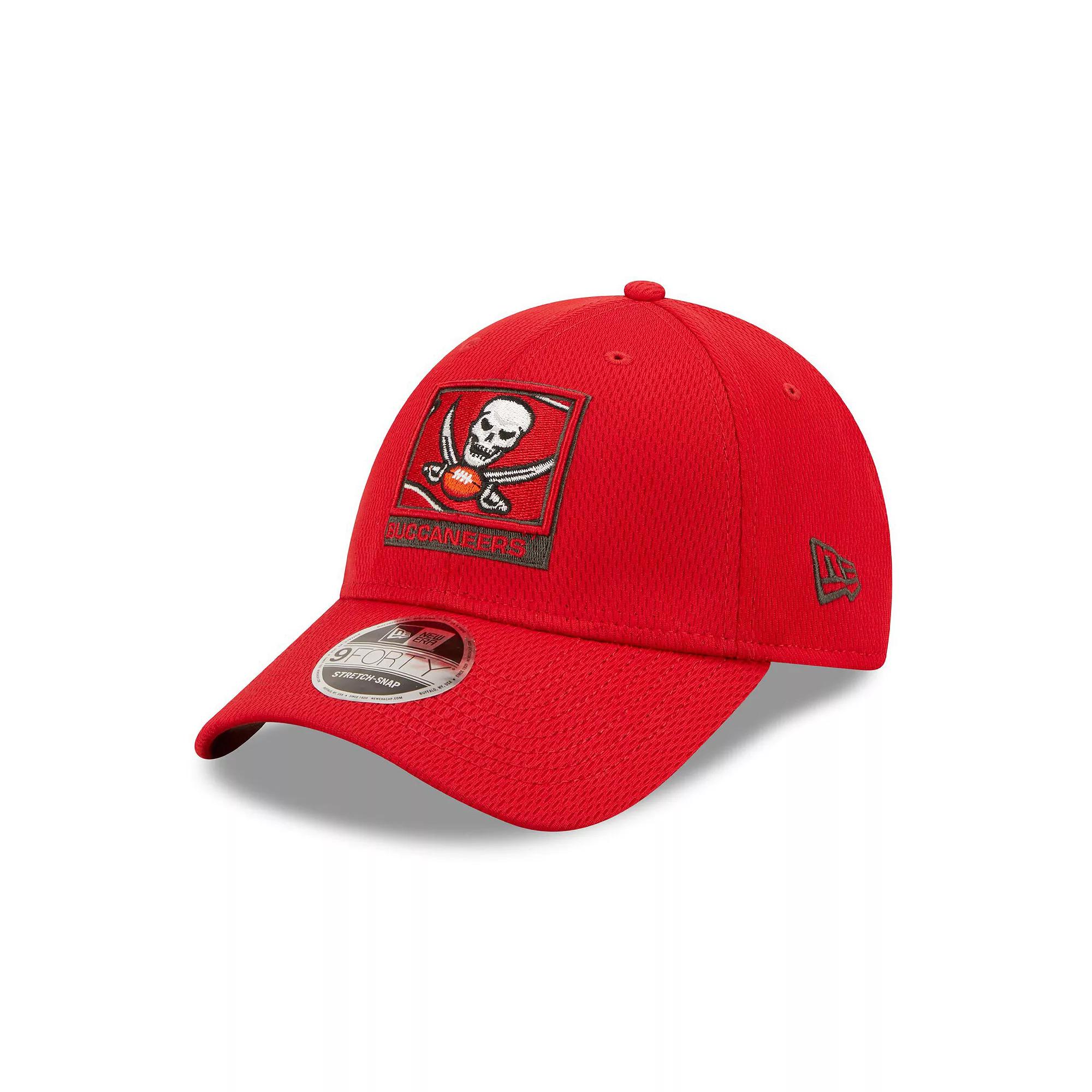 Men's New Era Red Tampa Bay Buccaneers Framed AF 9FORTY Snapback Hat Product Image