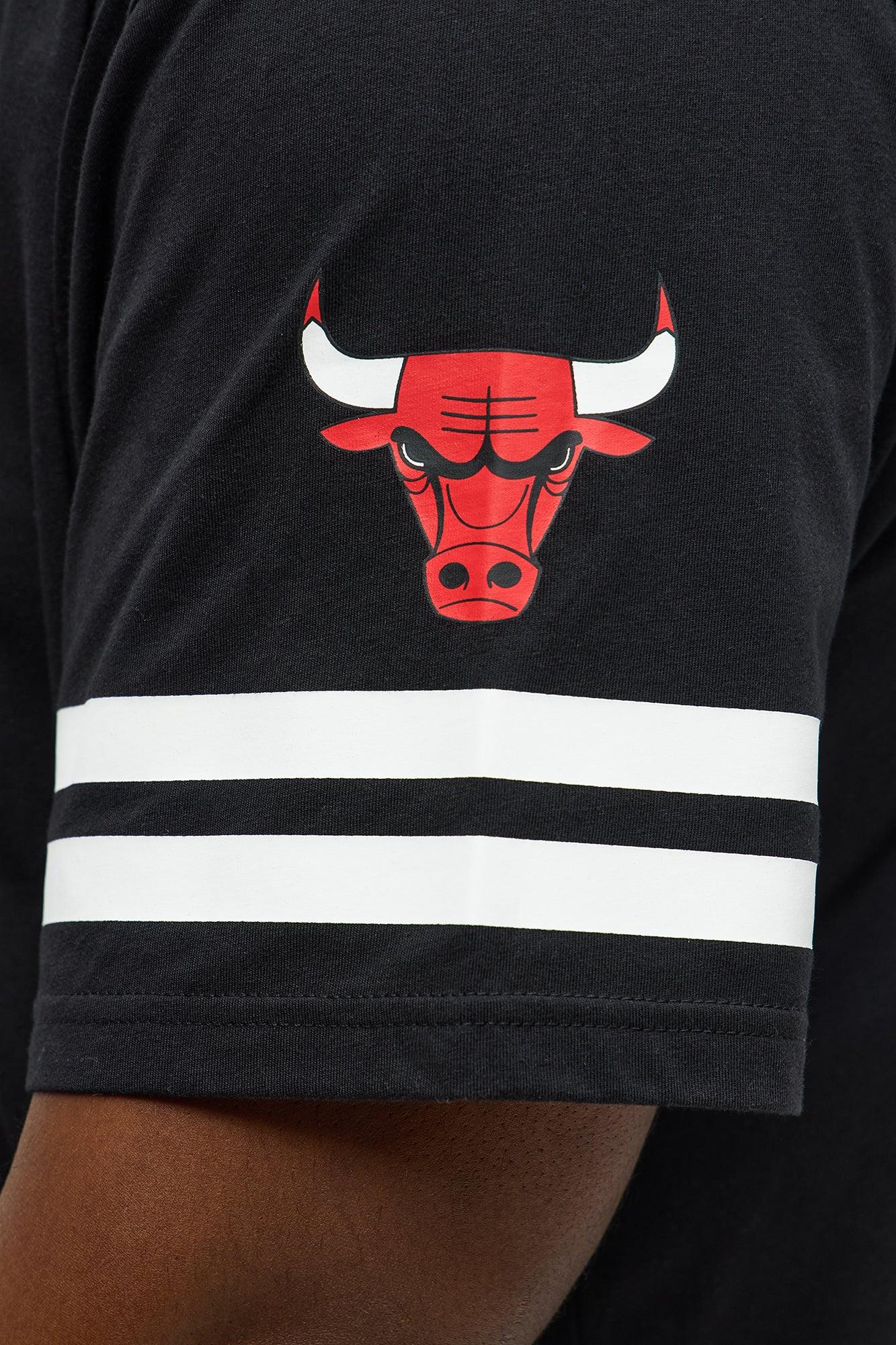 Bulls Boxy Number Tee - Black Male Product Image