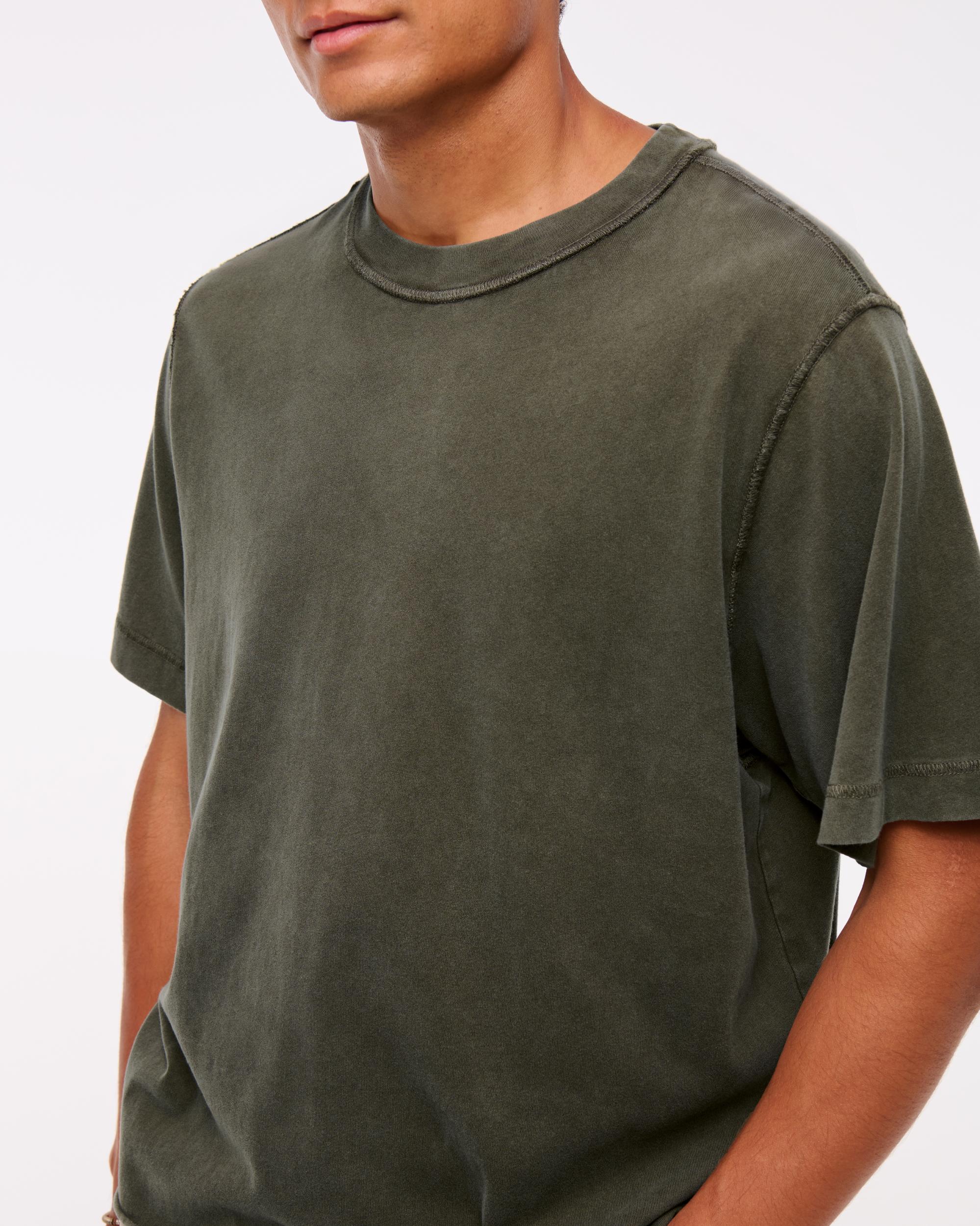 Vintage-Inspired Cropped Tee Product Image