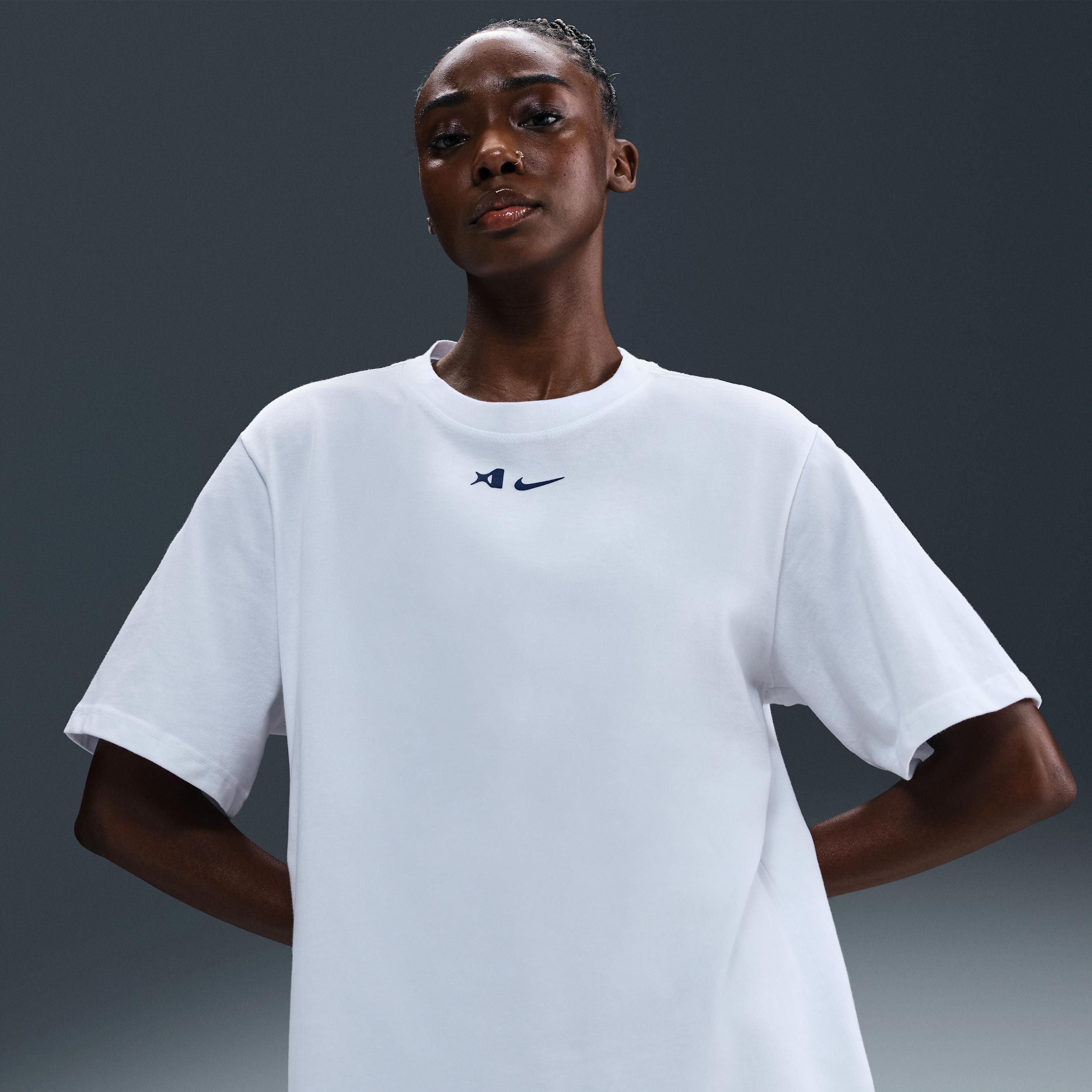Nike Womens Aja Wilson Loose Short-Sleeve T-Shirt | HQ1696-011 Product Image