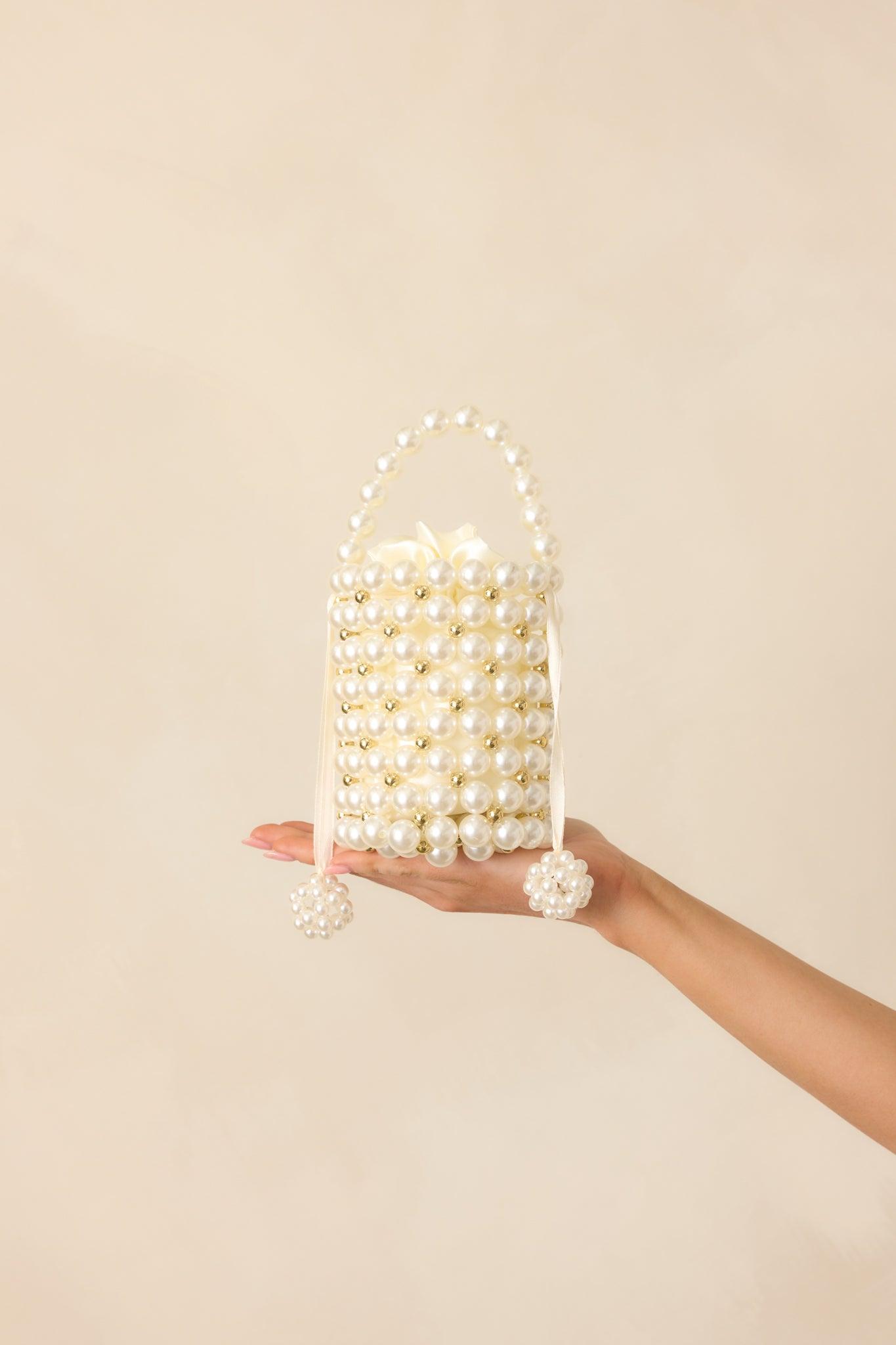So Chic Ivory Faux Pearl Beaded Handbag Product Image