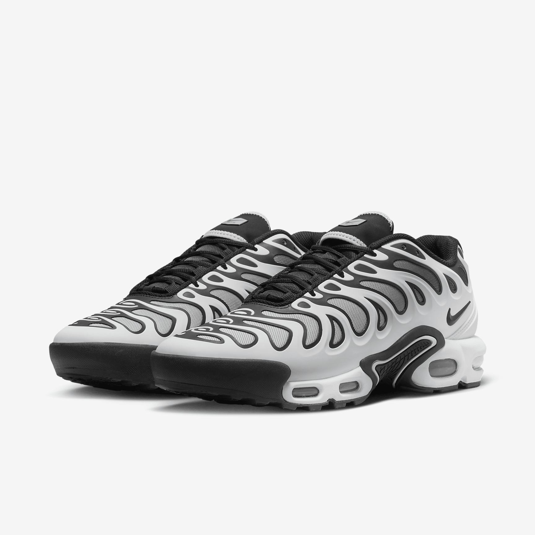 Nike Mens Nike Air Max Plus Drift - Mens Running Shoes White/Black/Metallic Silver Product Image