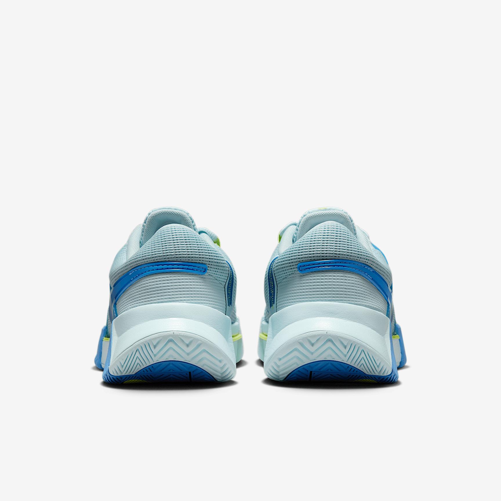 Nike Women's Zoom GP Challenge 1 Hard Court Tennis Shoes Product Image