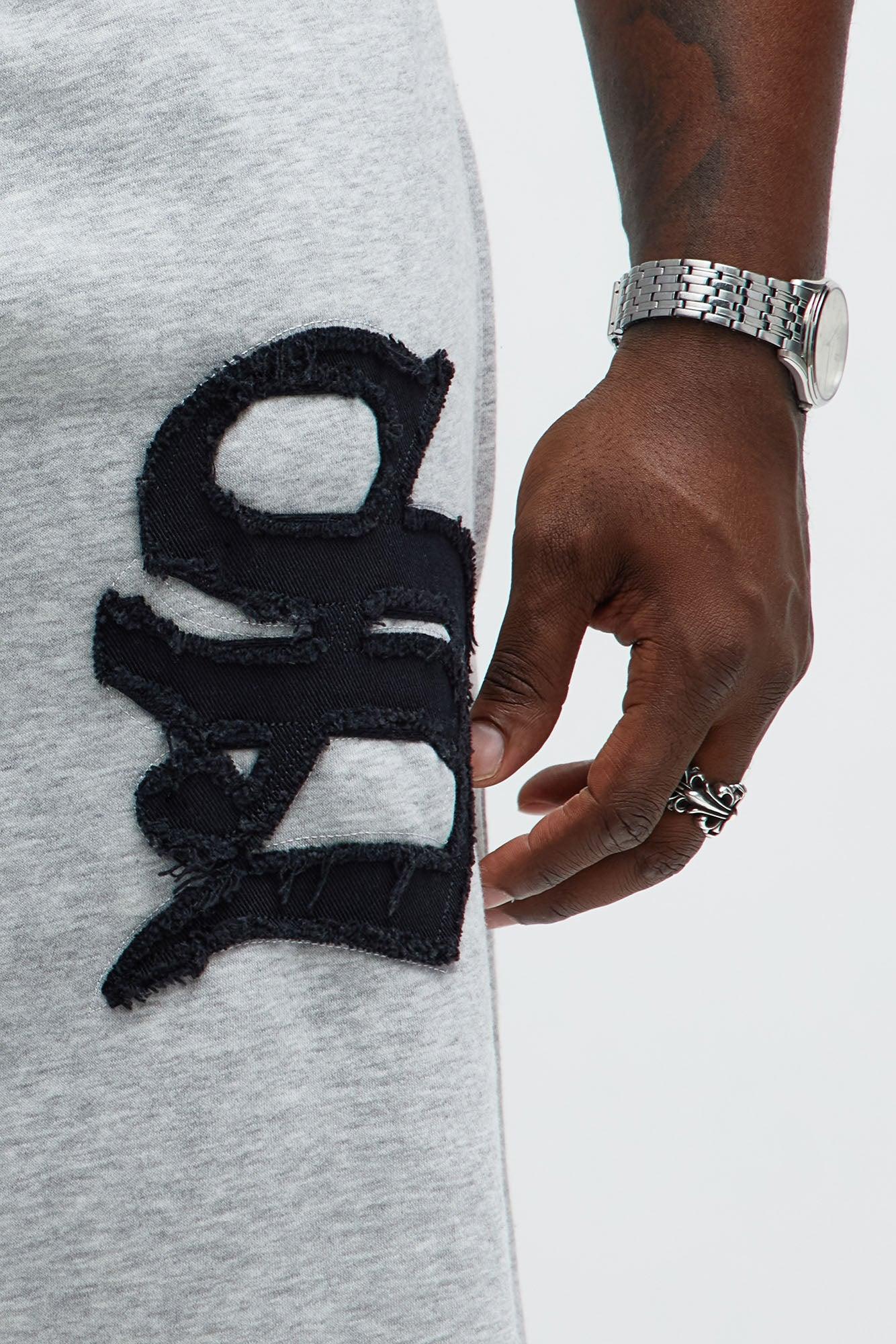 Tyson Relaxed Frayed Patch Sweatshorts - Heather Grey Male Product Image