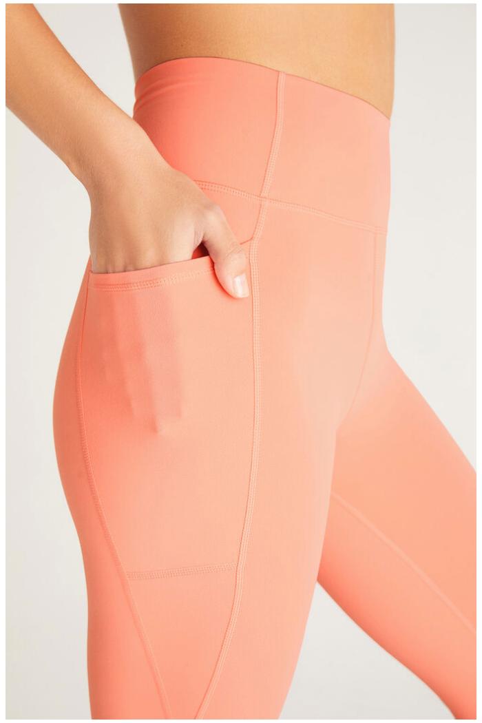 ALL DAY 7/8 POCKET LEGGING Product Image