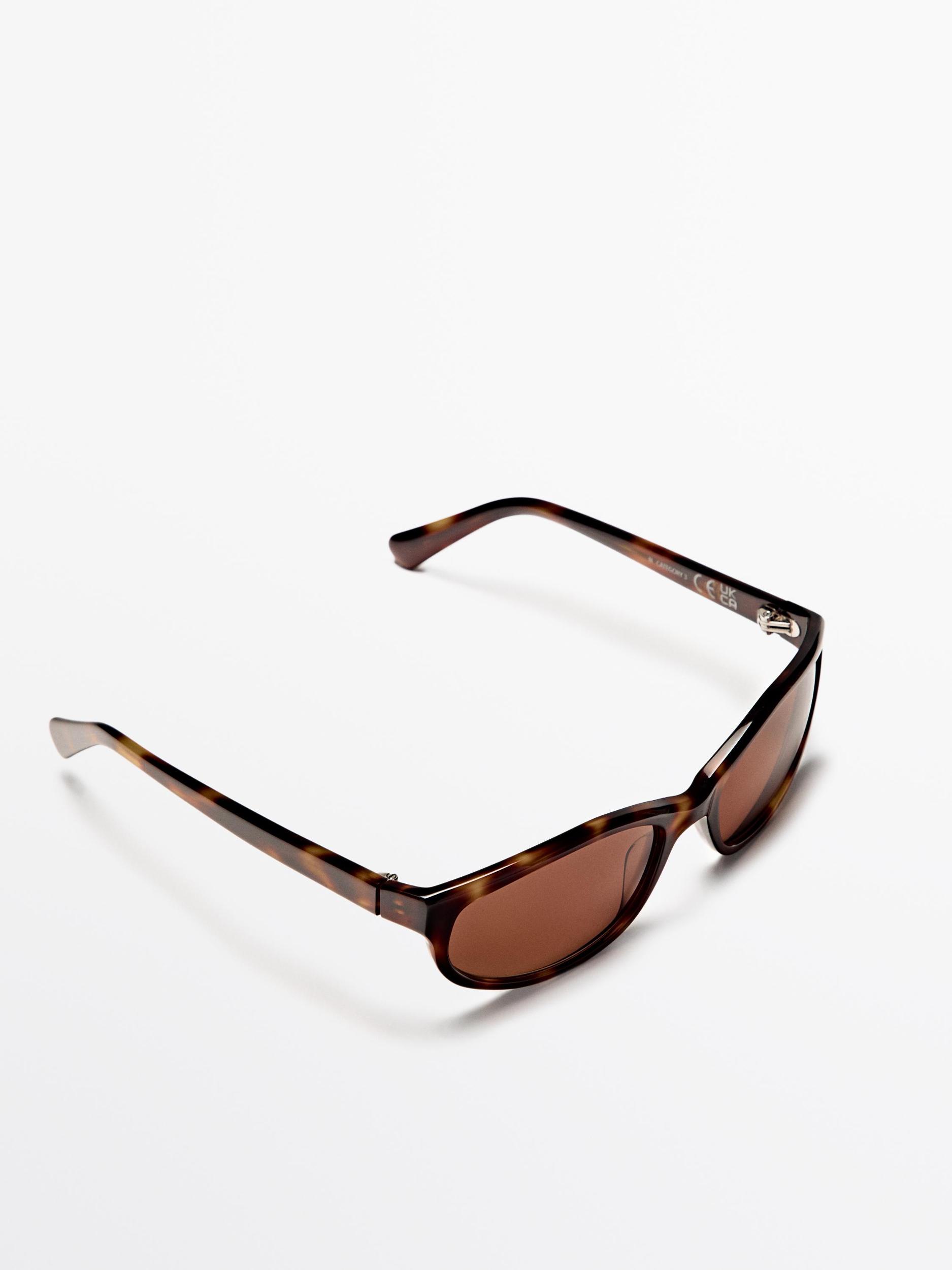Small oval sunglasses Product Image