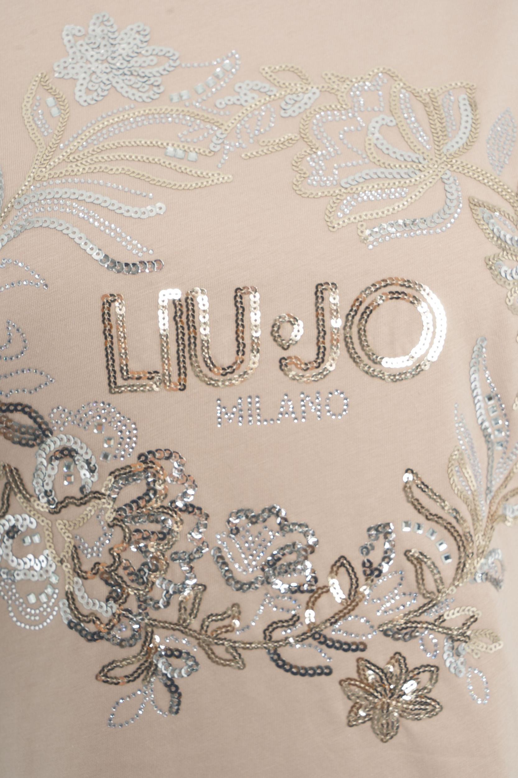 T-shirt with sequin application Product Image