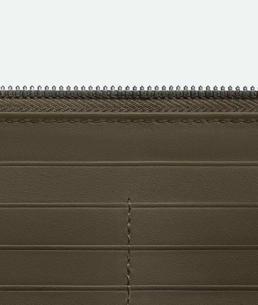 Men's Intrecciato Zip Around Wallet in Kaki/olive oil Product Image
