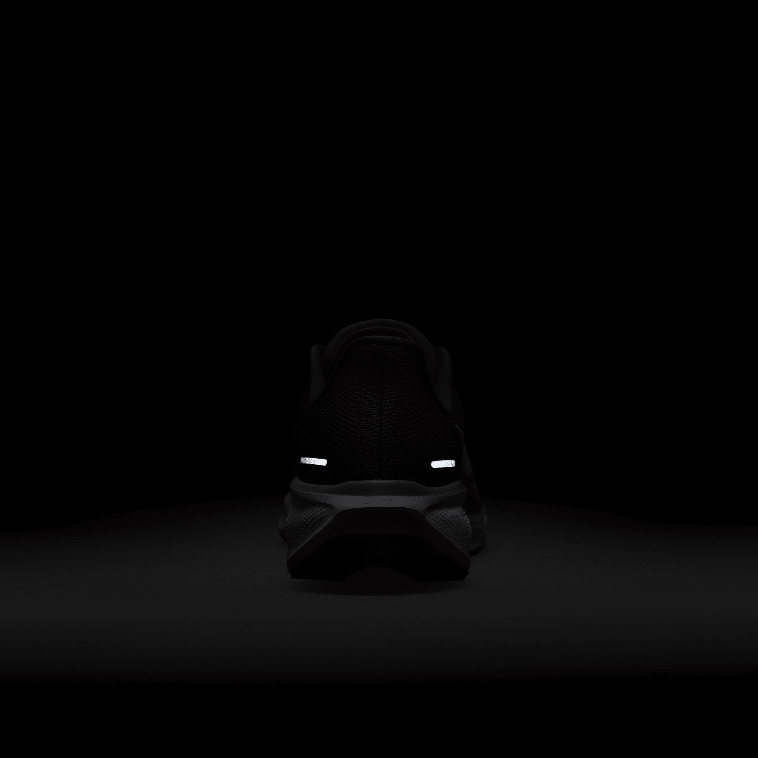 Alabama Pegasus 41 Nike Men's College Road Running Shoes Product Image