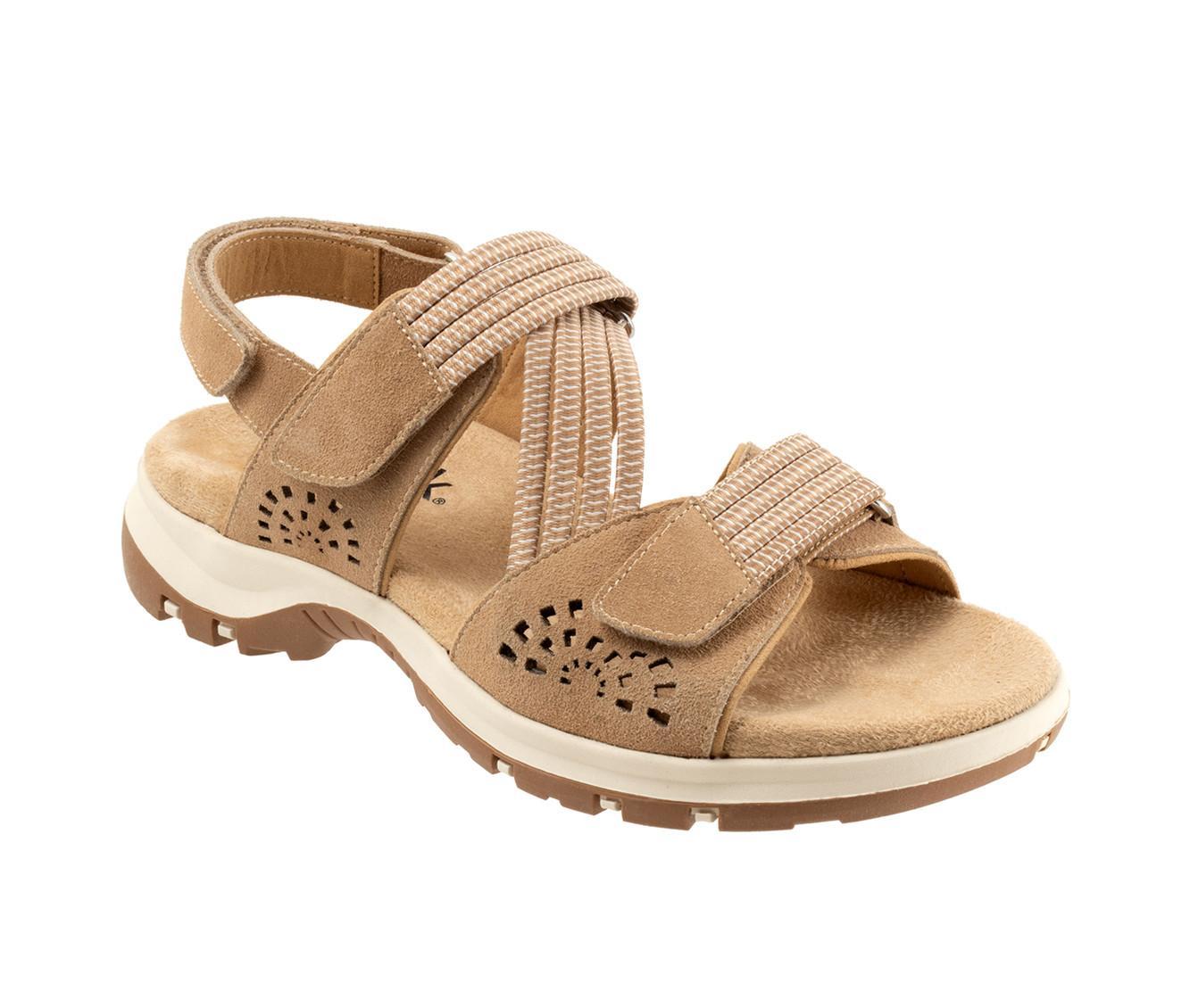 Women's Softwalk Oahu Sandals Product Image