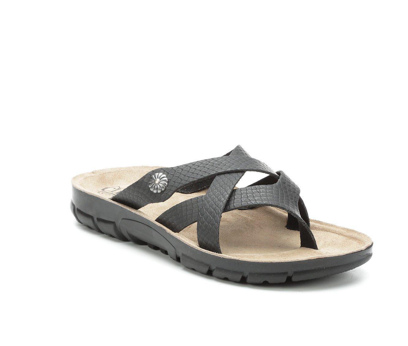 Women's Cliffs by White Mountain Banksy Flip Flops Product Image