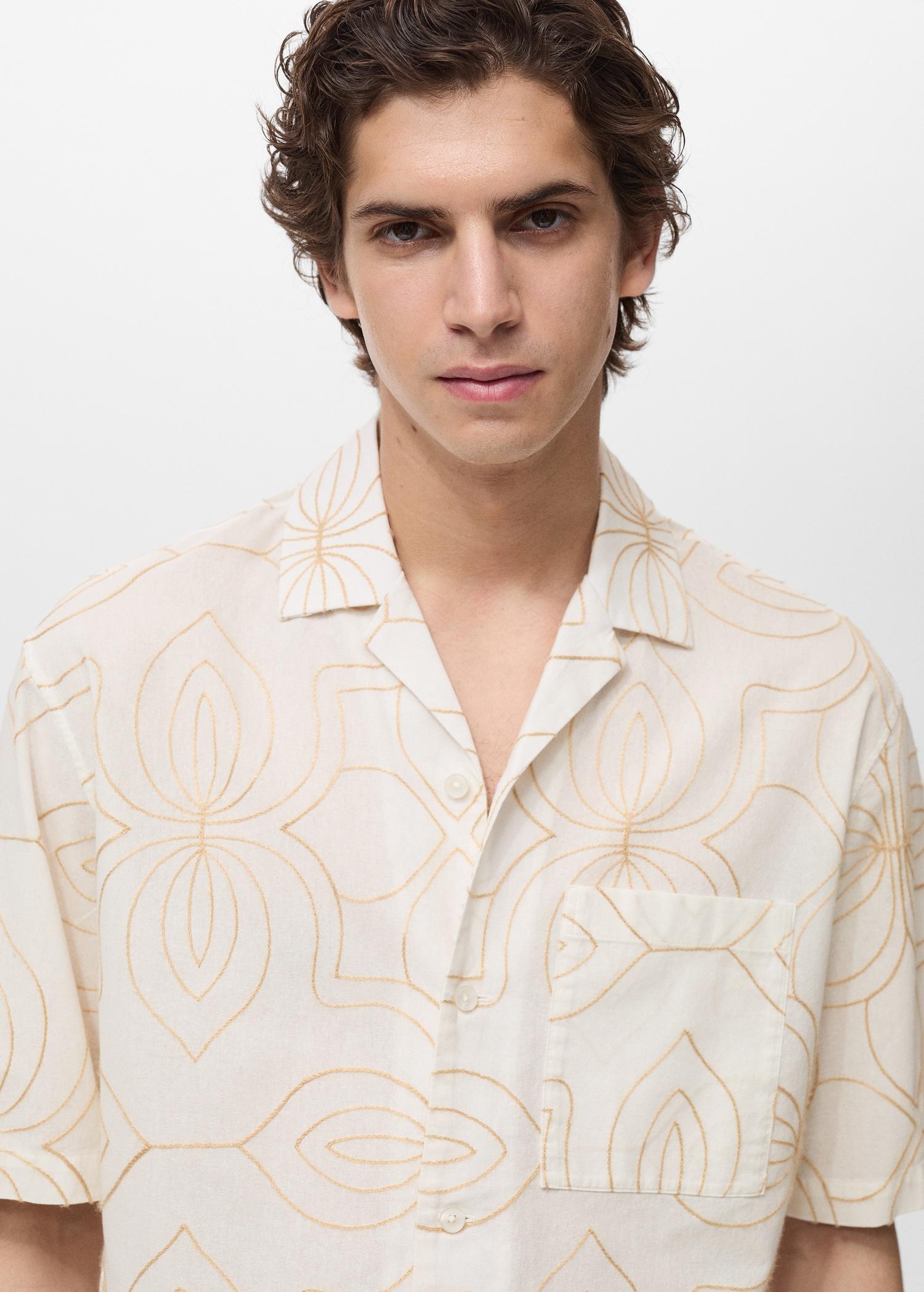 Shirt with embroidered bowling collar - Men | MANGO USA Product Image