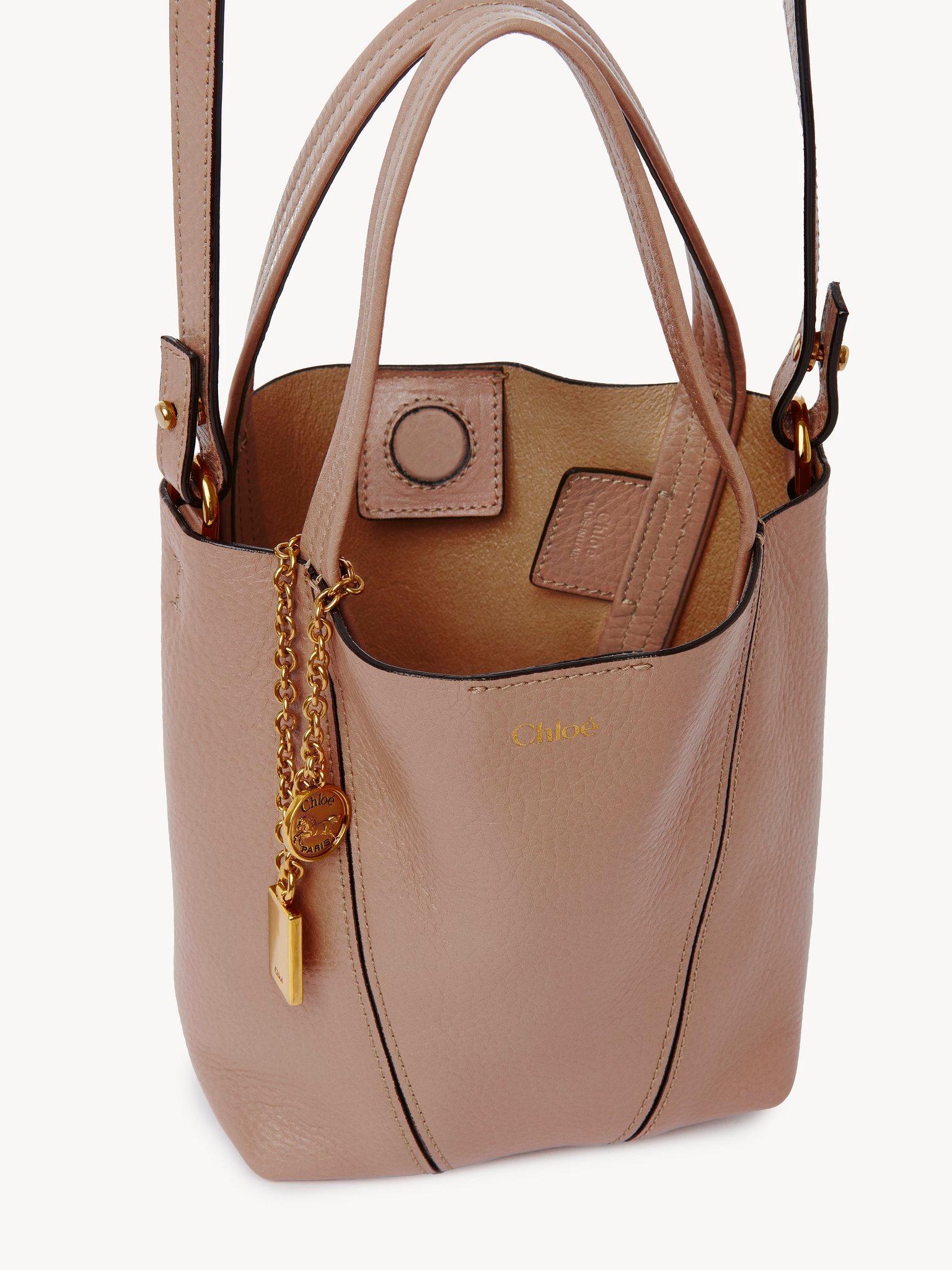 Small Chloé Spin tote bag in grained leather Product Image