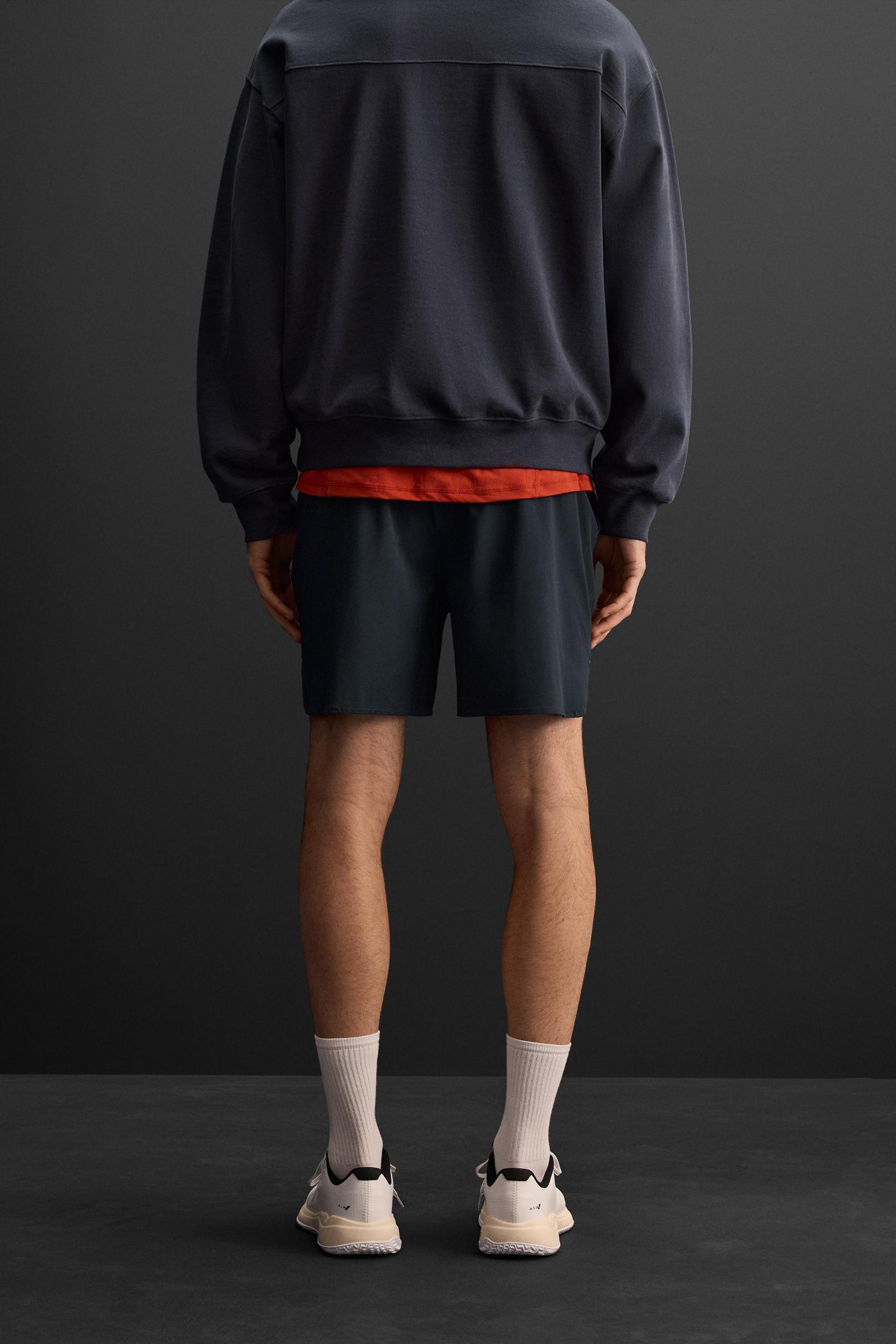 TRAINING TEXTURED SHORTS Product Image