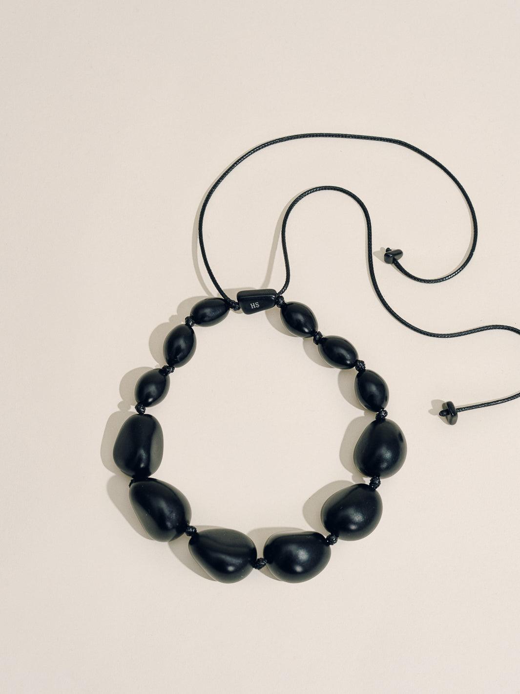 The Pendant Necklace in Black Product Image