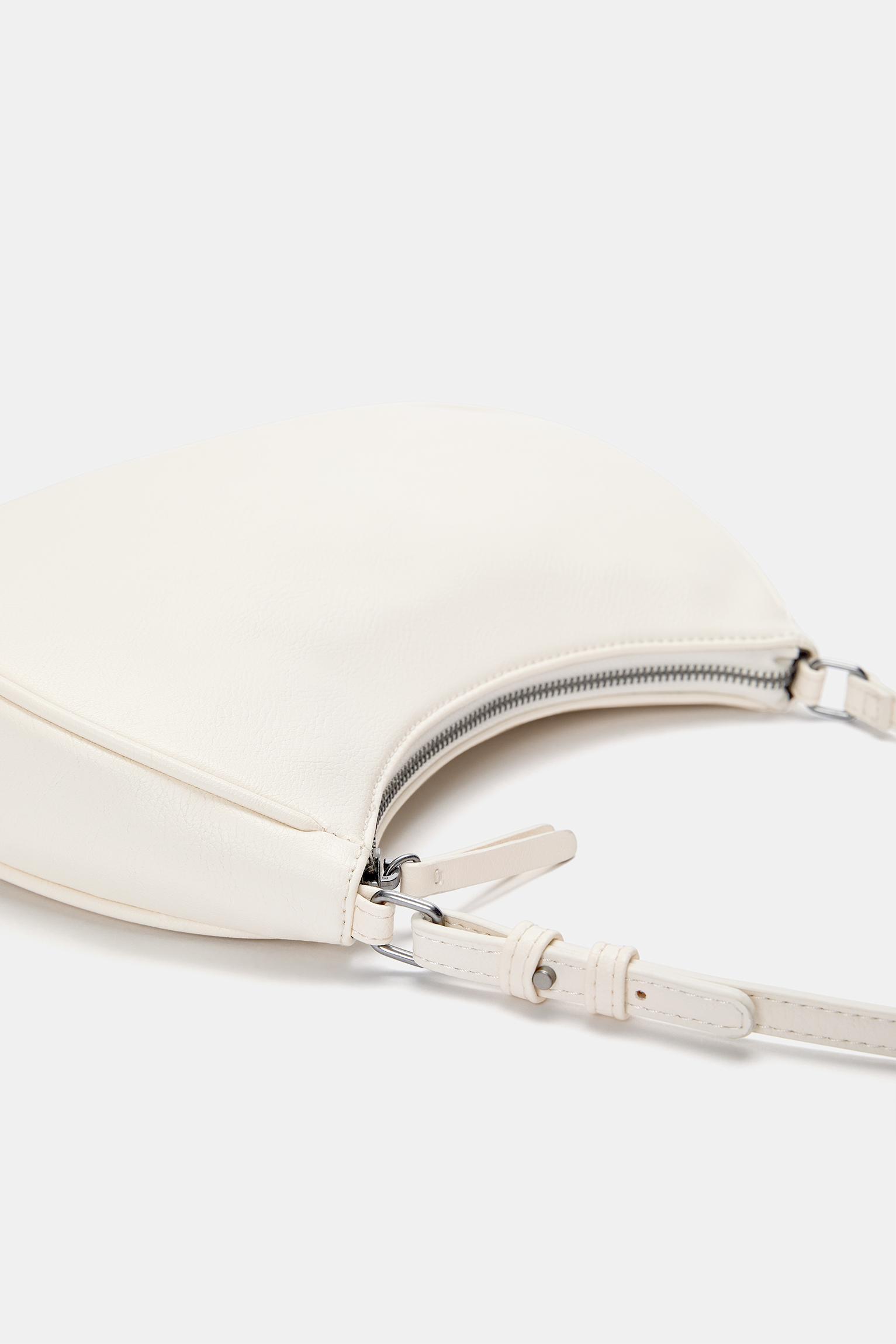 Half moon shoulder bag Product Image