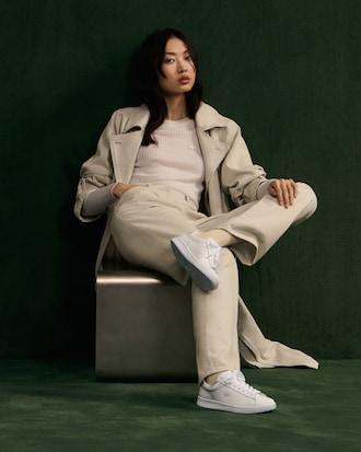 Women's Carnaby Set Leather Sneakers Product Image