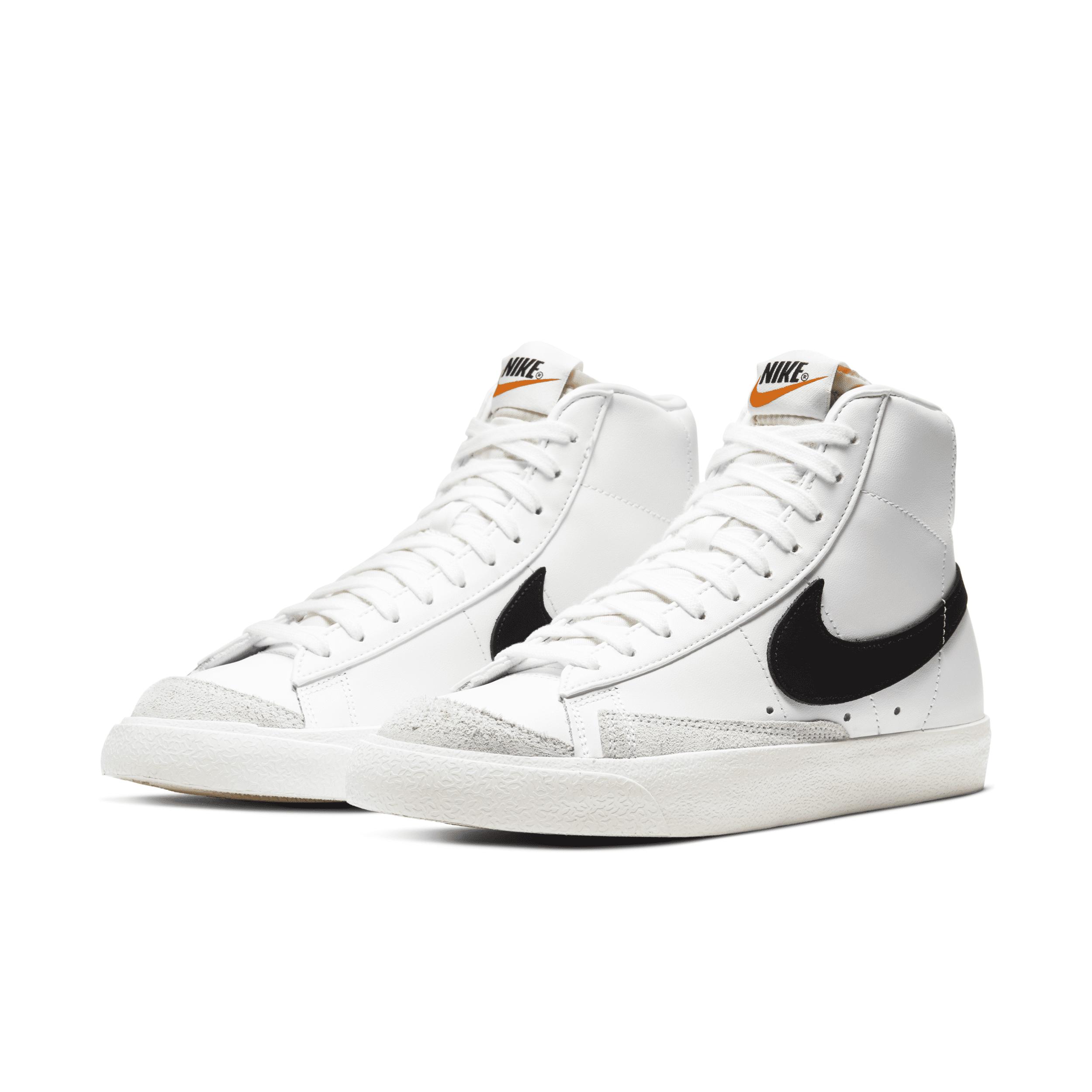 Nike Womens Blazer Mid 77 Shoes | CZ1055-100 Product Image